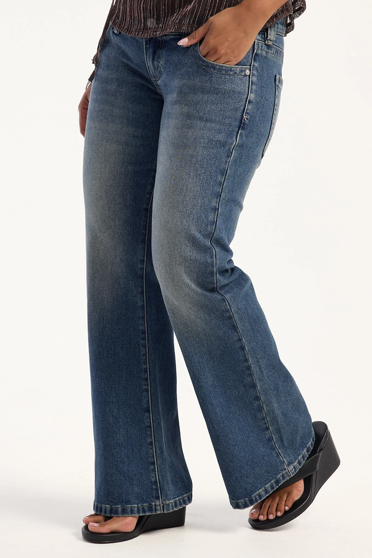 Abrand 00 Low Flare Jean Mason Blue Fade - Image 6