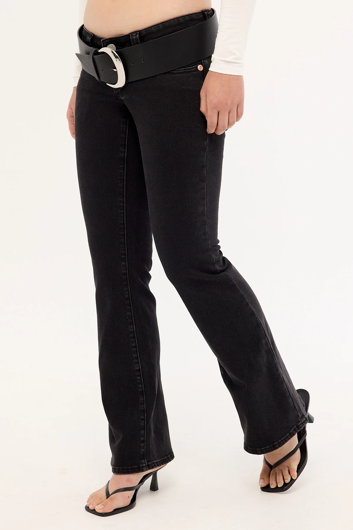 Abrand 00 Low Skinny Flare Kick Jean Brie Black - Image 2