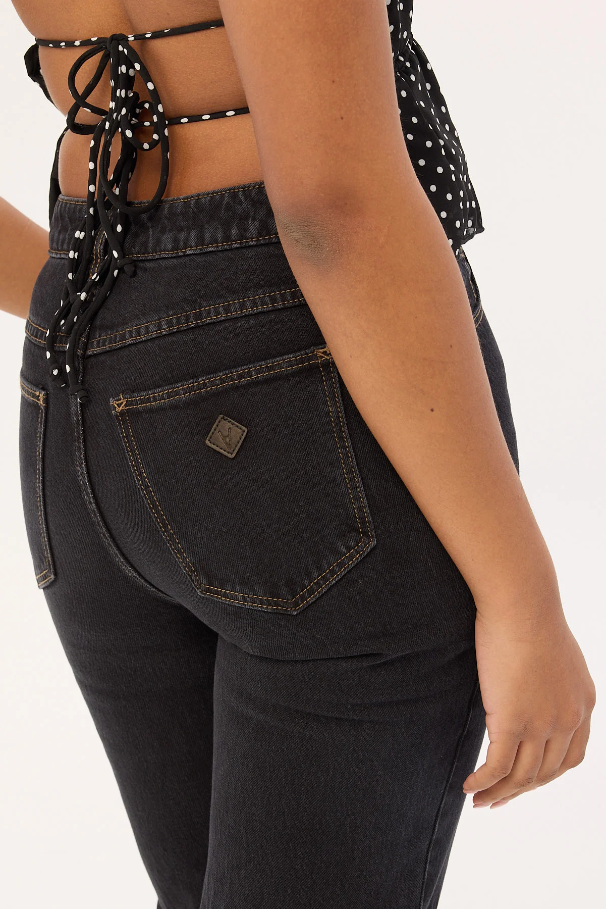 Abrand 94 High Waisted Straight Jean Cara Organic Black - Image 6