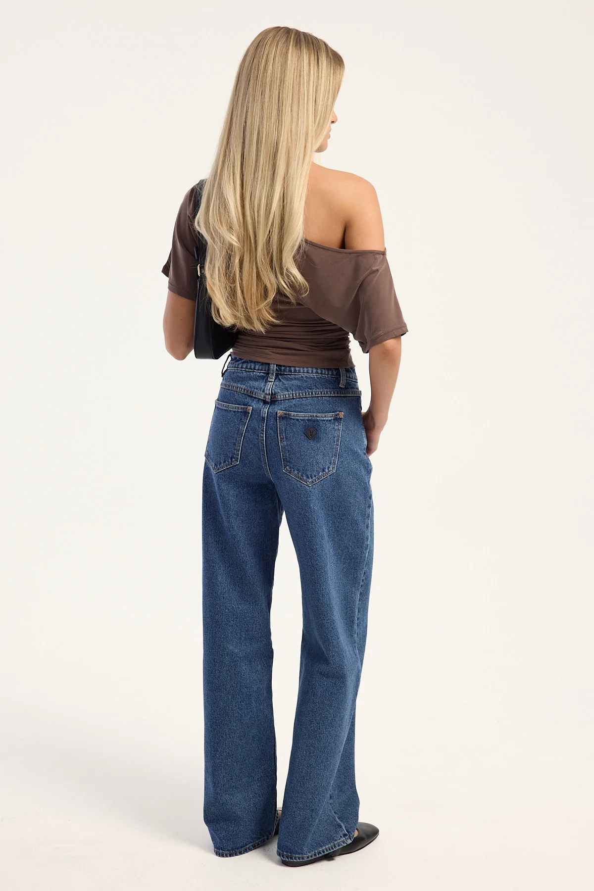 Abrand 95 Mid Rise Baggy Jean Bella Mid Blue - Image 4