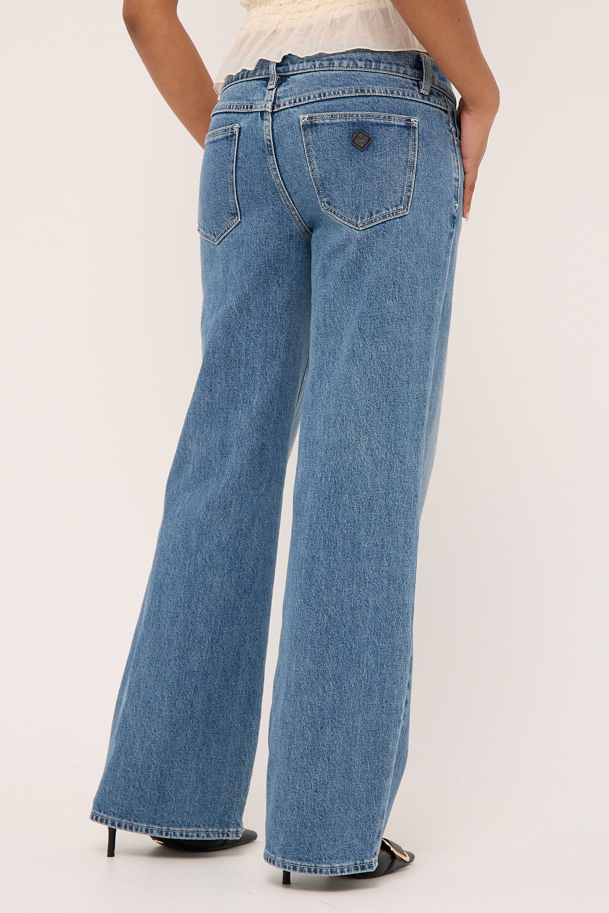 Abrand 99 Low Rise Wide Jean Kim Blue - Image 6