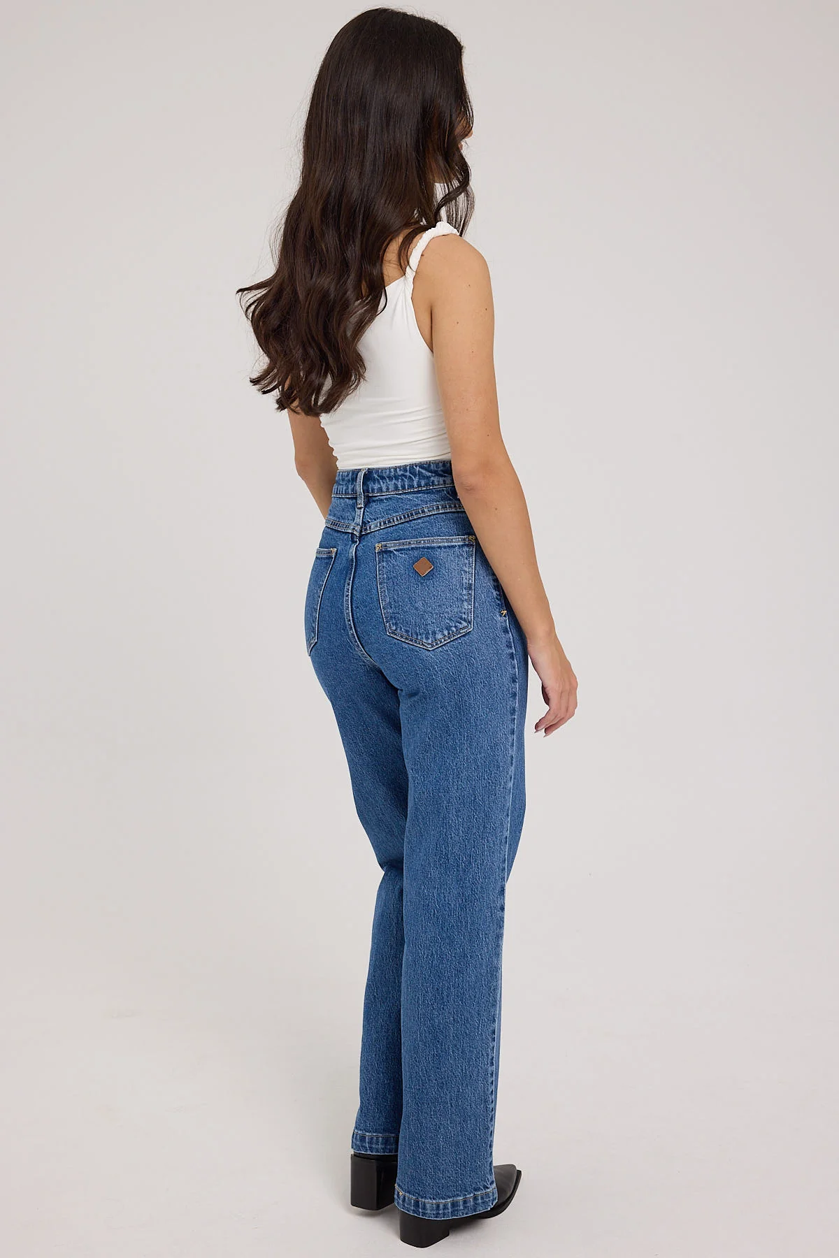 Abrand A 94 High Waisted Wide Jean Chantell Organic Blue - Image 5