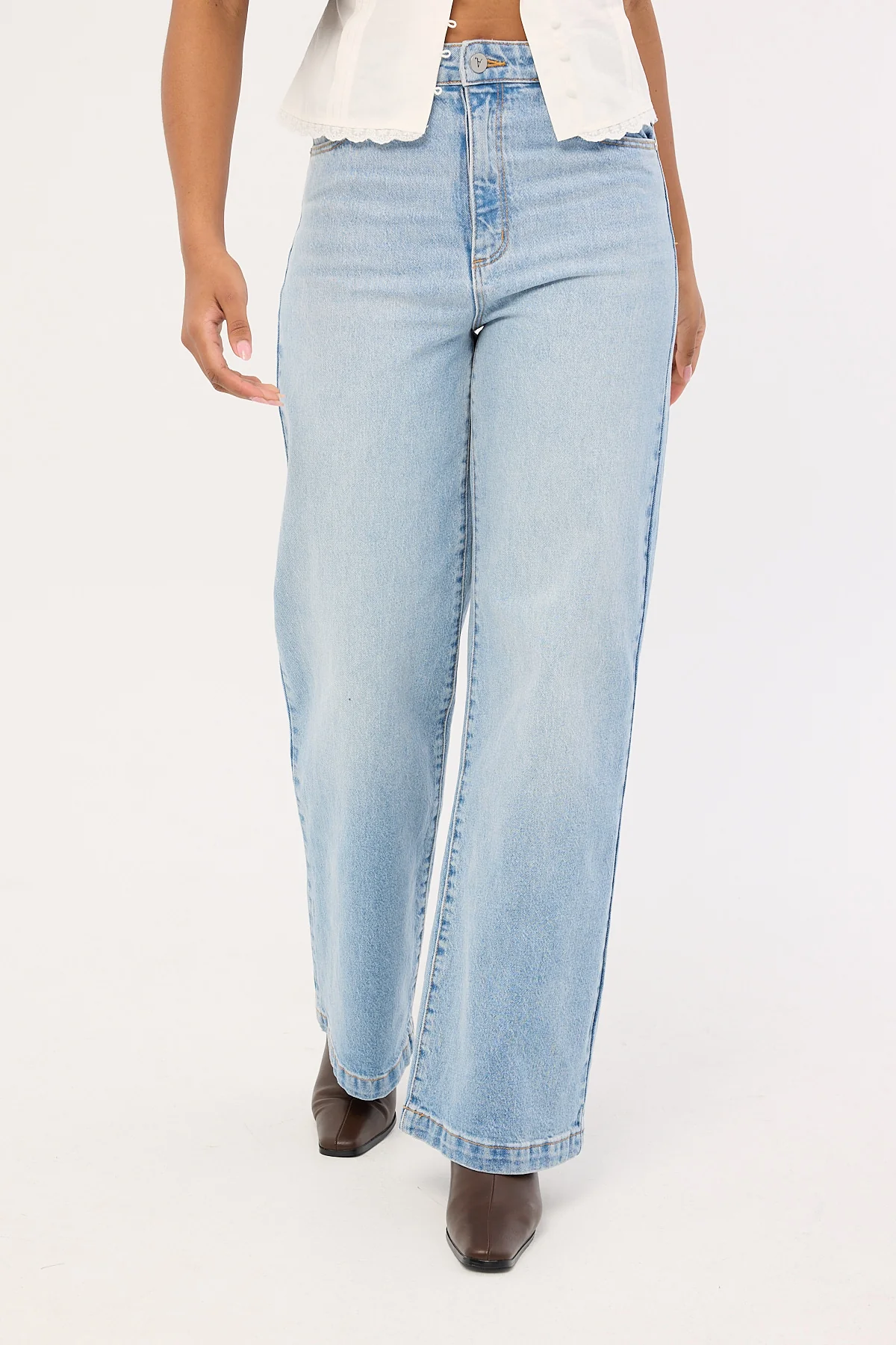 Abrand A 94 High Waisted Wide Jean Jessie Blue - Image 3