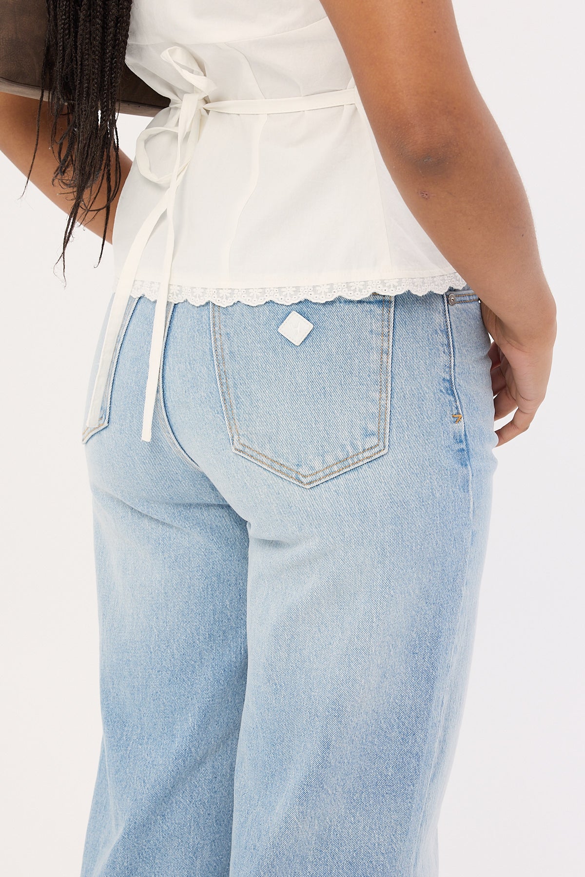 Abrand A 94 High Waisted Wide Jean Jessie Blue - Image 9