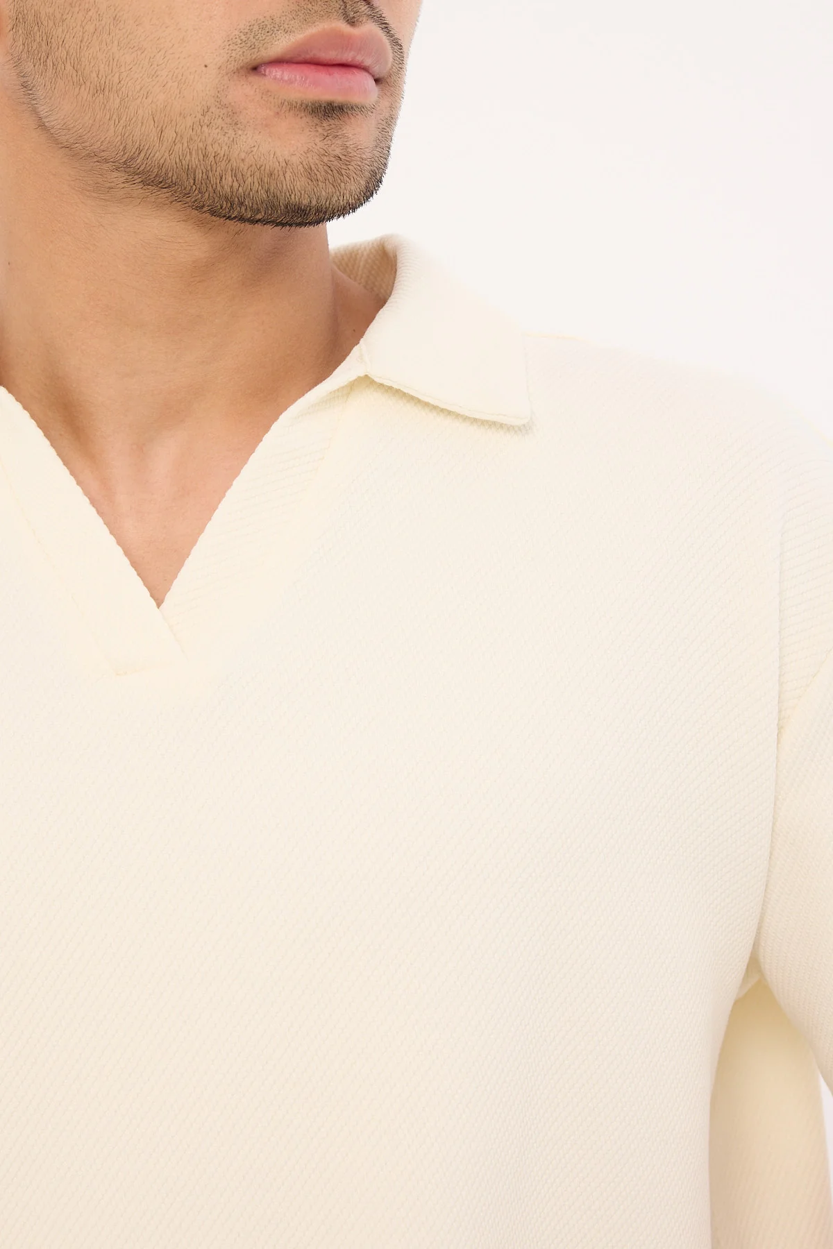Common Need Alfie Boxy Polo White - Image 4
