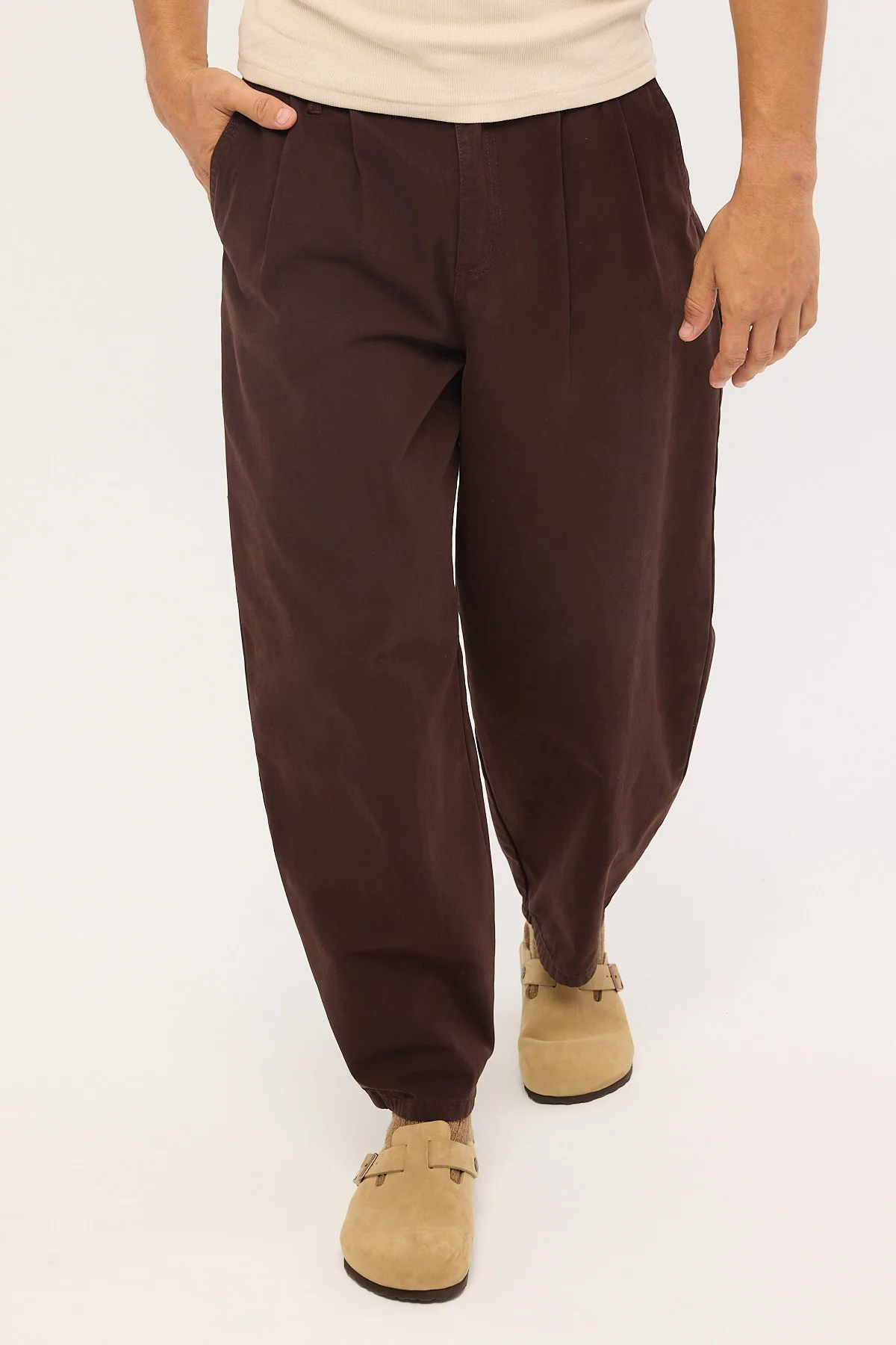 Common Need Blanco Canvas Pleated Tailored Trouser Brown - Image 2