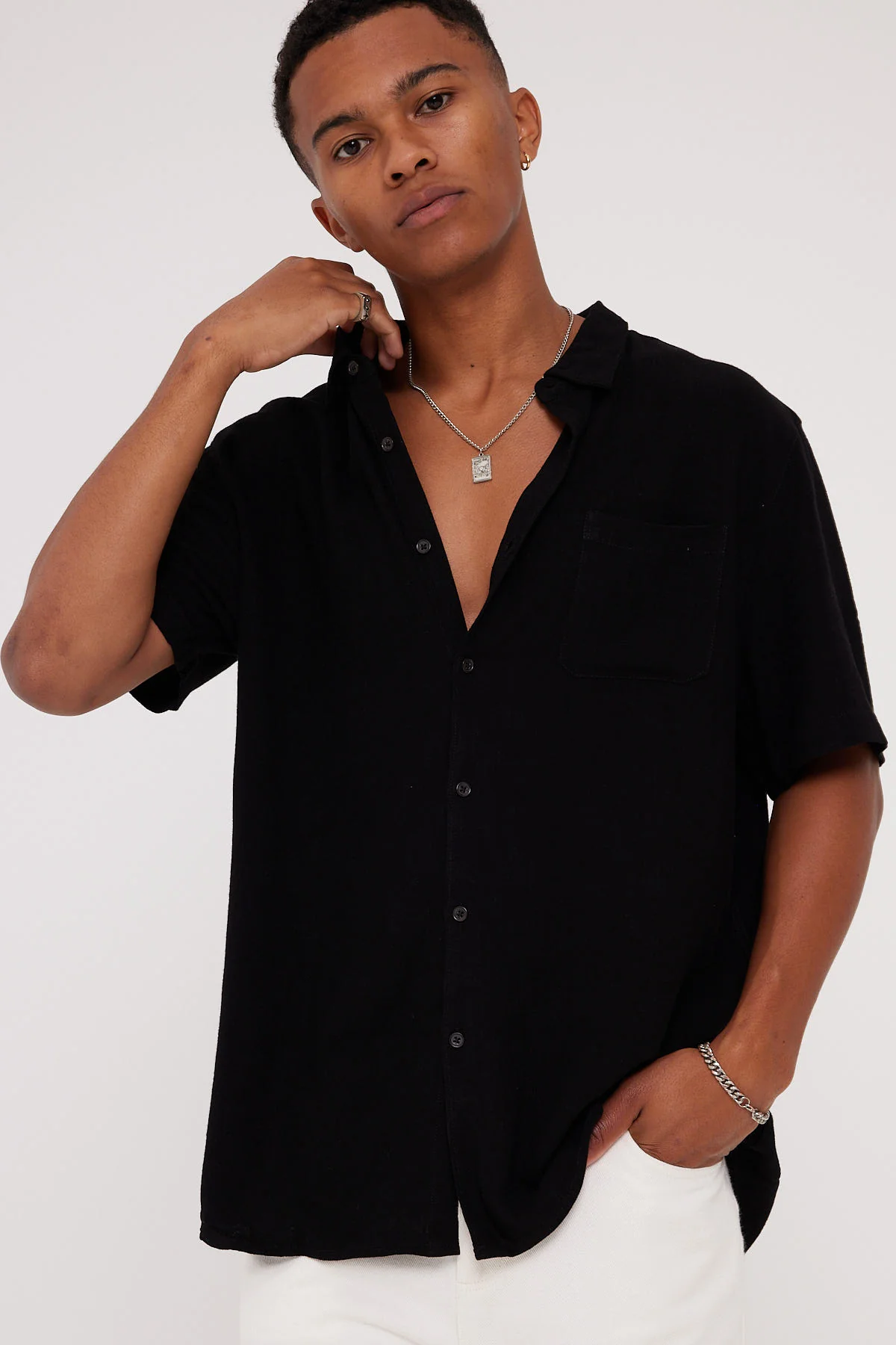 Common Need Daring Party Shirt Black