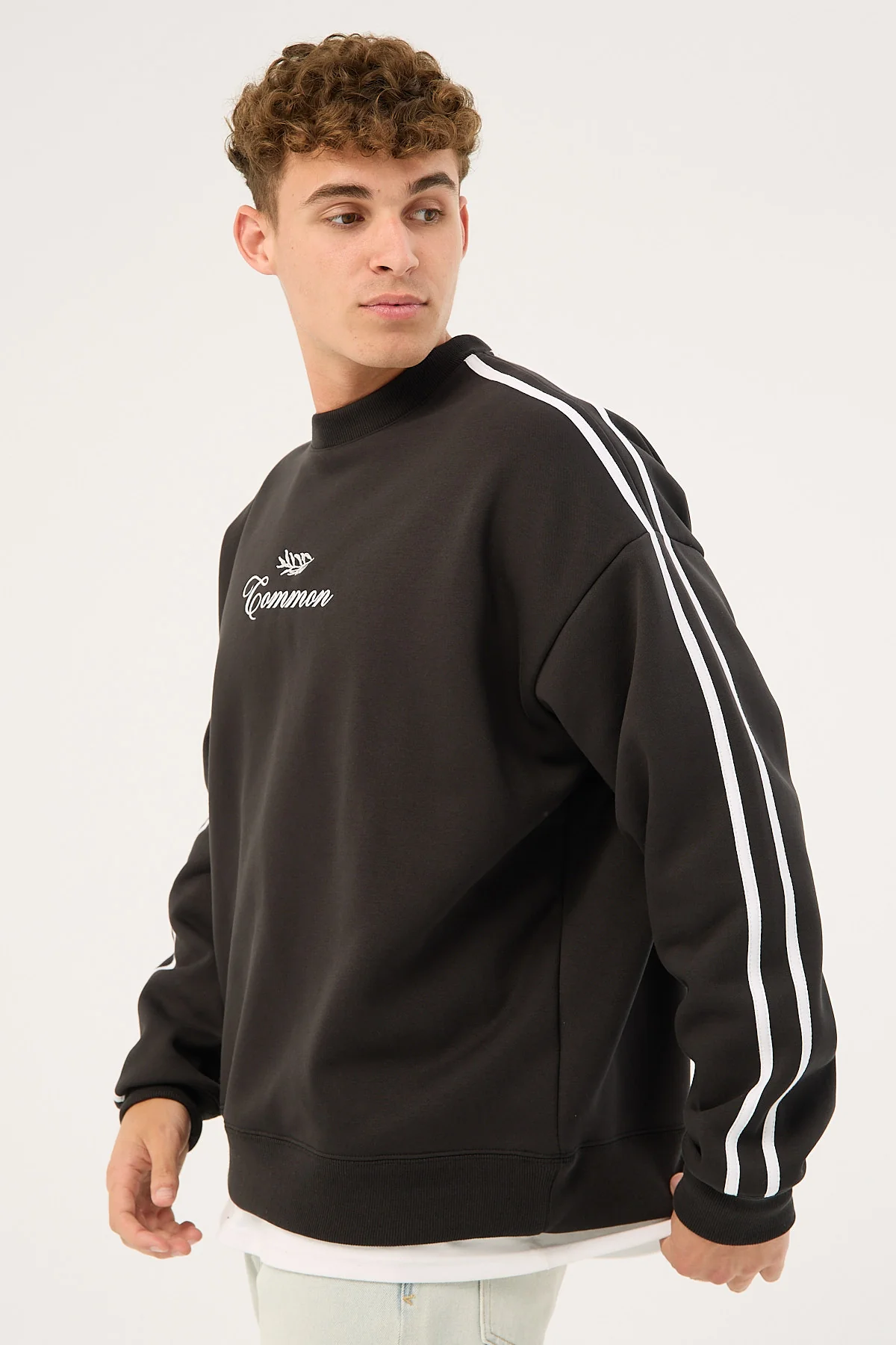Common Need Elite Crew Sweater Black - Image 4