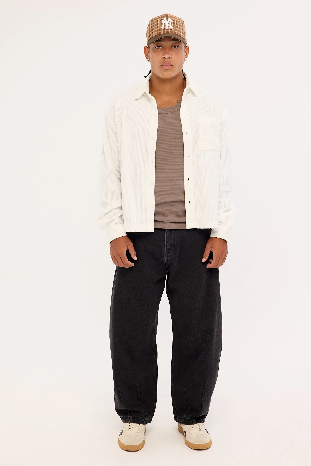 Common Need Otis Cropped Cord Overshirt Off White - Image 2