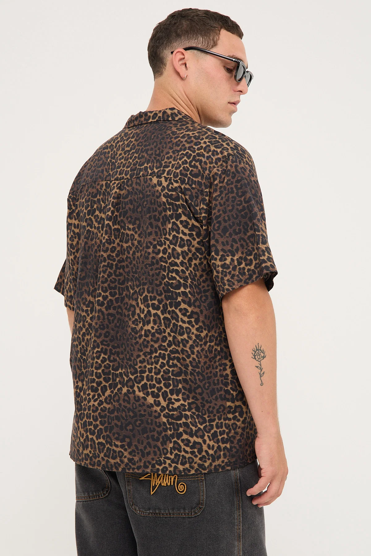 Common Need Party Resort Shirt Leopard Print - Image 4