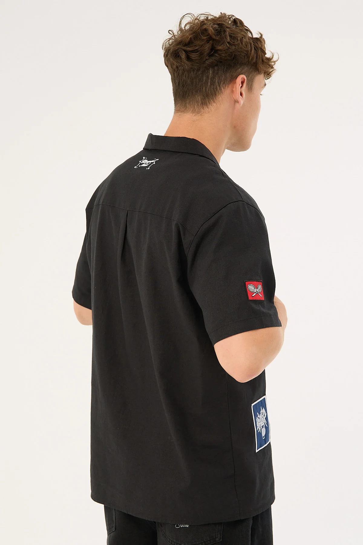 Common Need Postcards Resort Shirt Black - Image 4