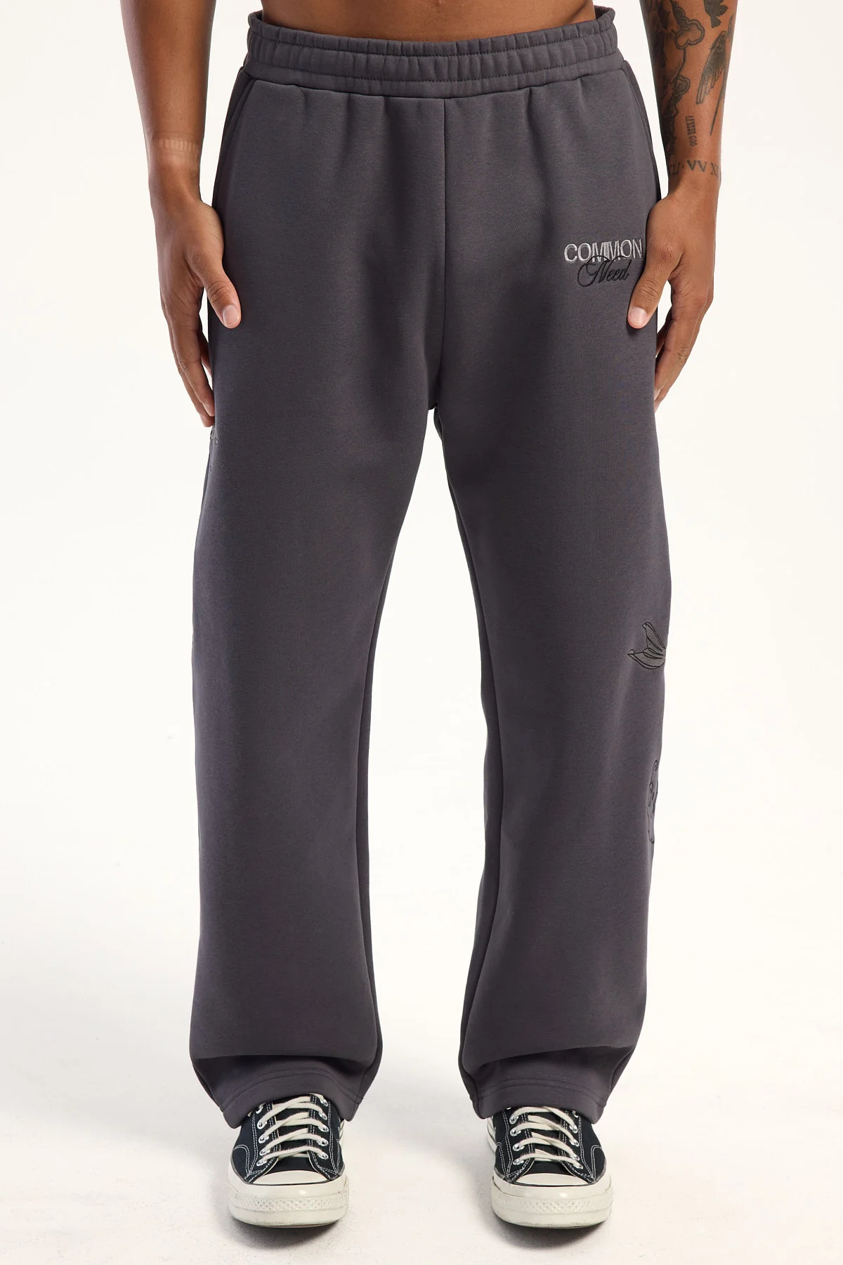 Common Need Sumi Baggy Sweatpant Off Black - Image 7