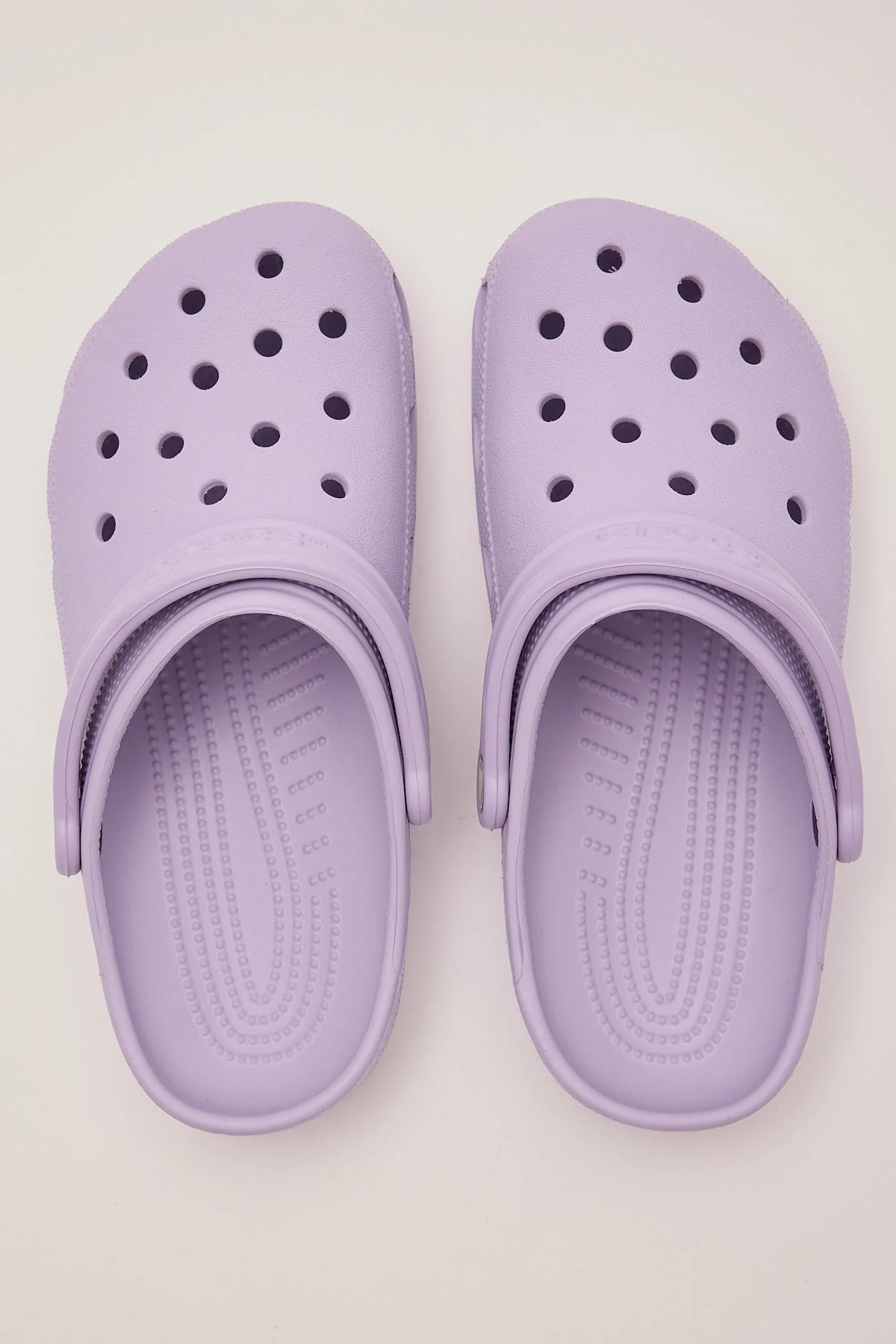 Crocs Womens Classic Clog Lavendar - Image 3