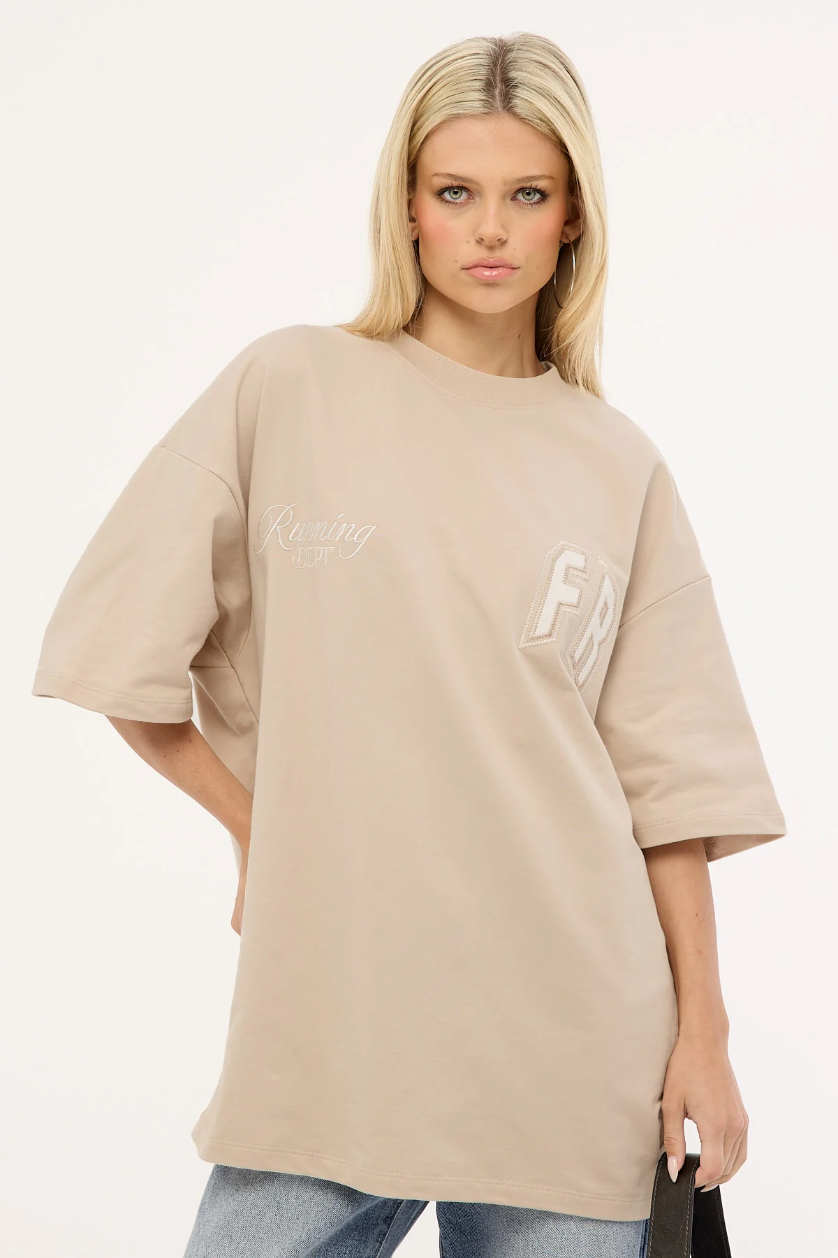 Front Runner Classic Running Dept Tee Malt - Image 8