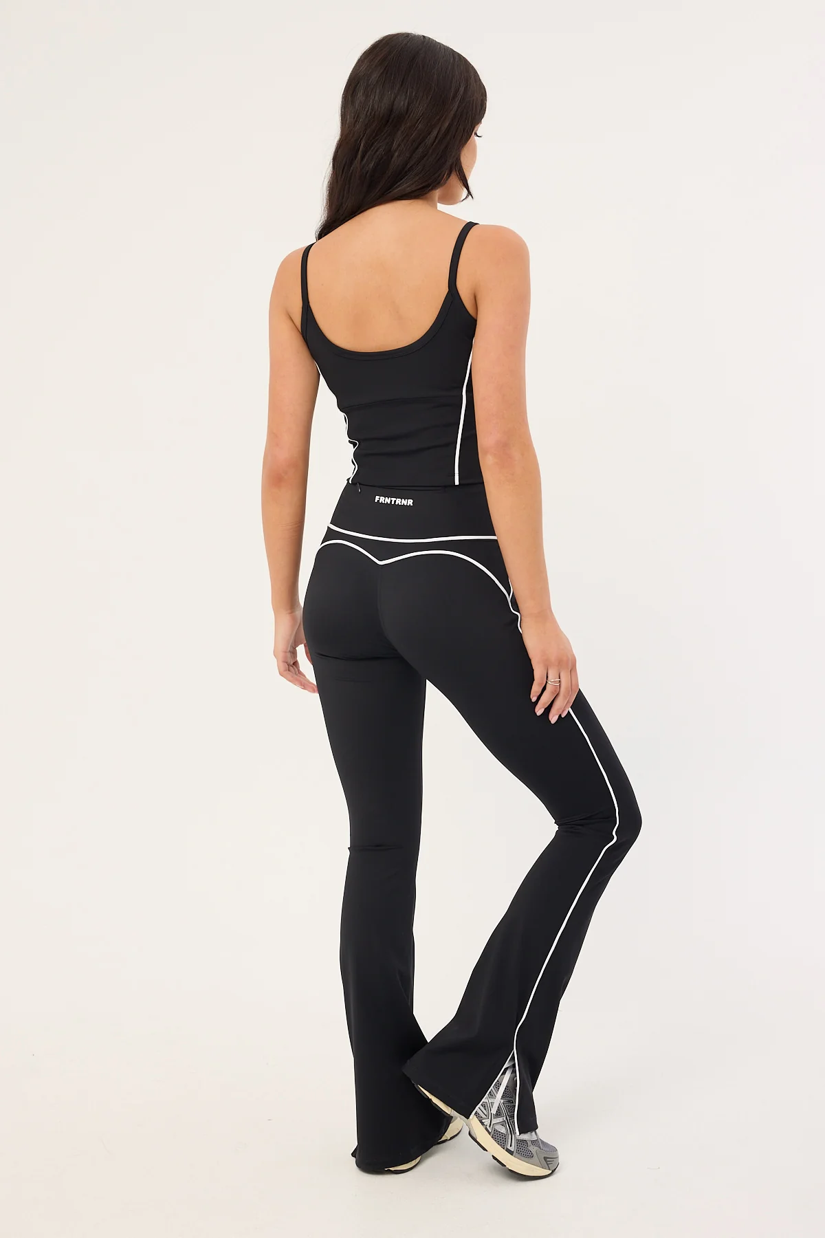 Front Runner FRNTRNR Contour Flare Leggings Black - Image 5