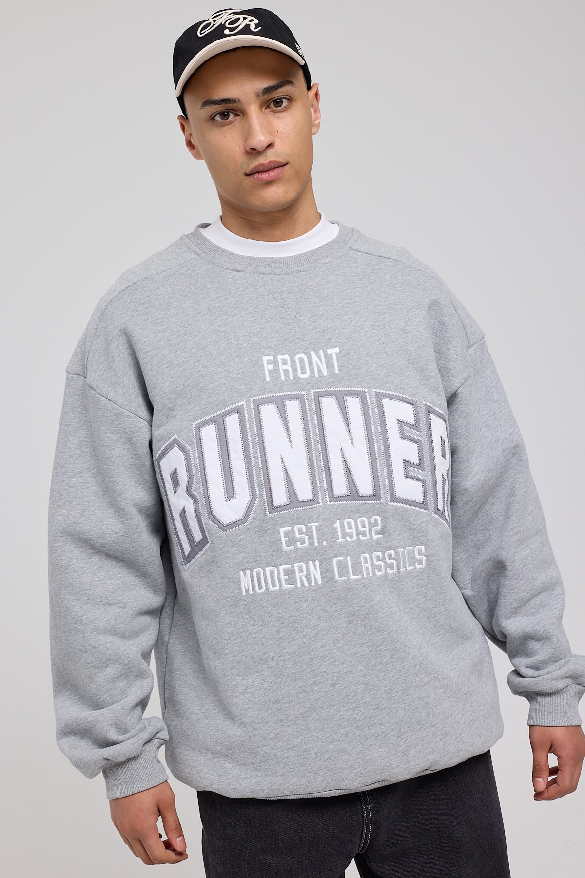Front Runner Modern Classic Crewneck Grey Marle