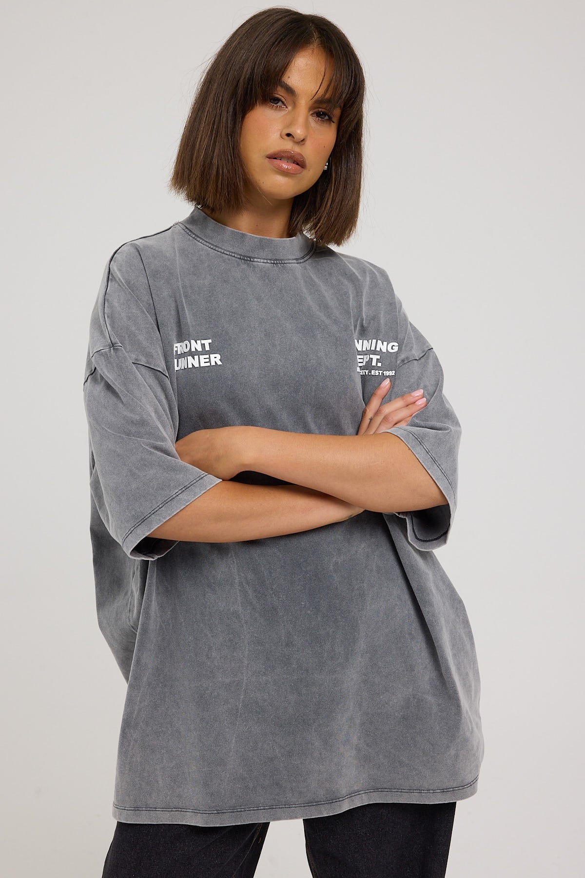Front Runner Running Dept Tee Concrete - Image 2