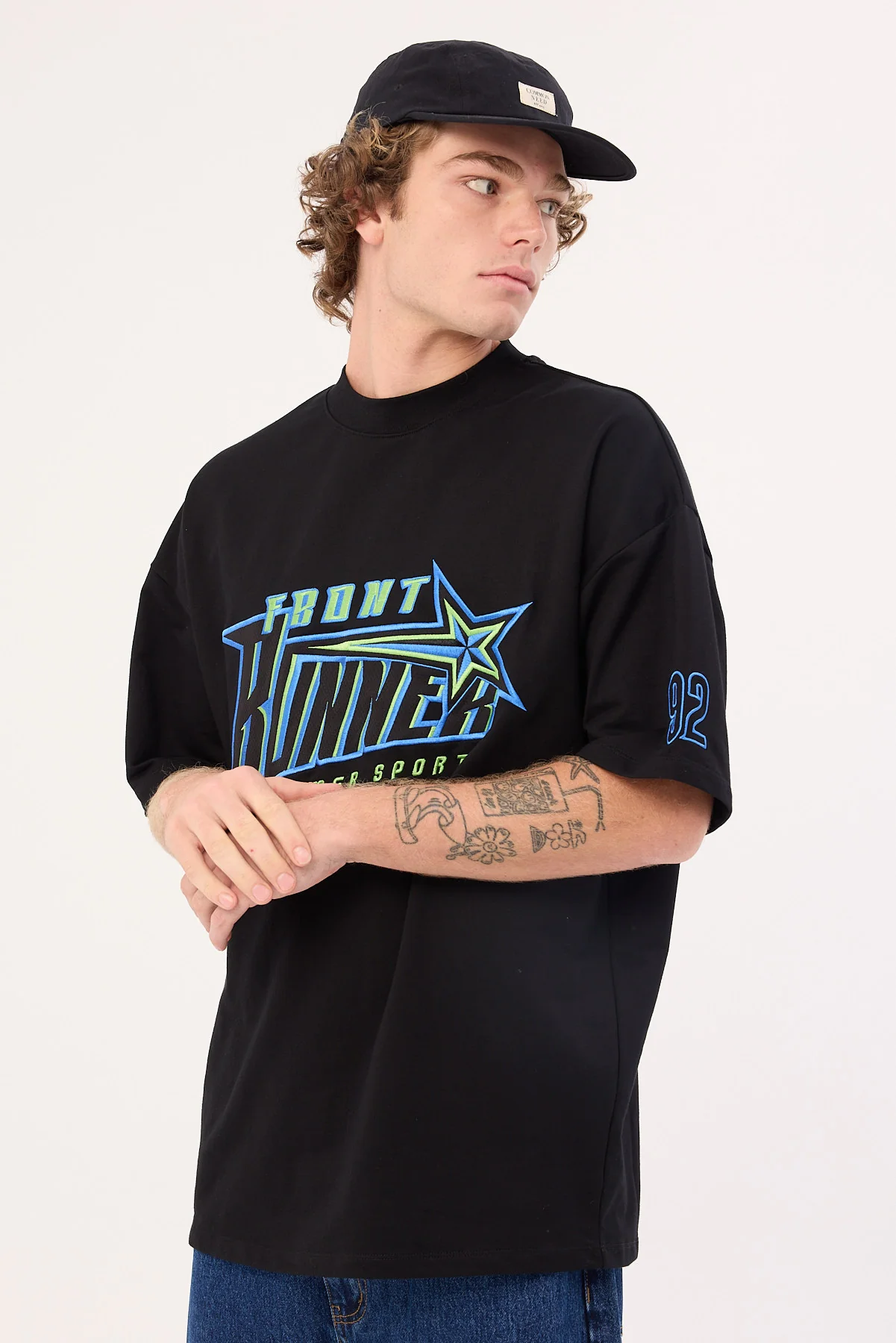 Front Runner Sports Star Tee Black Aqua - Image 5