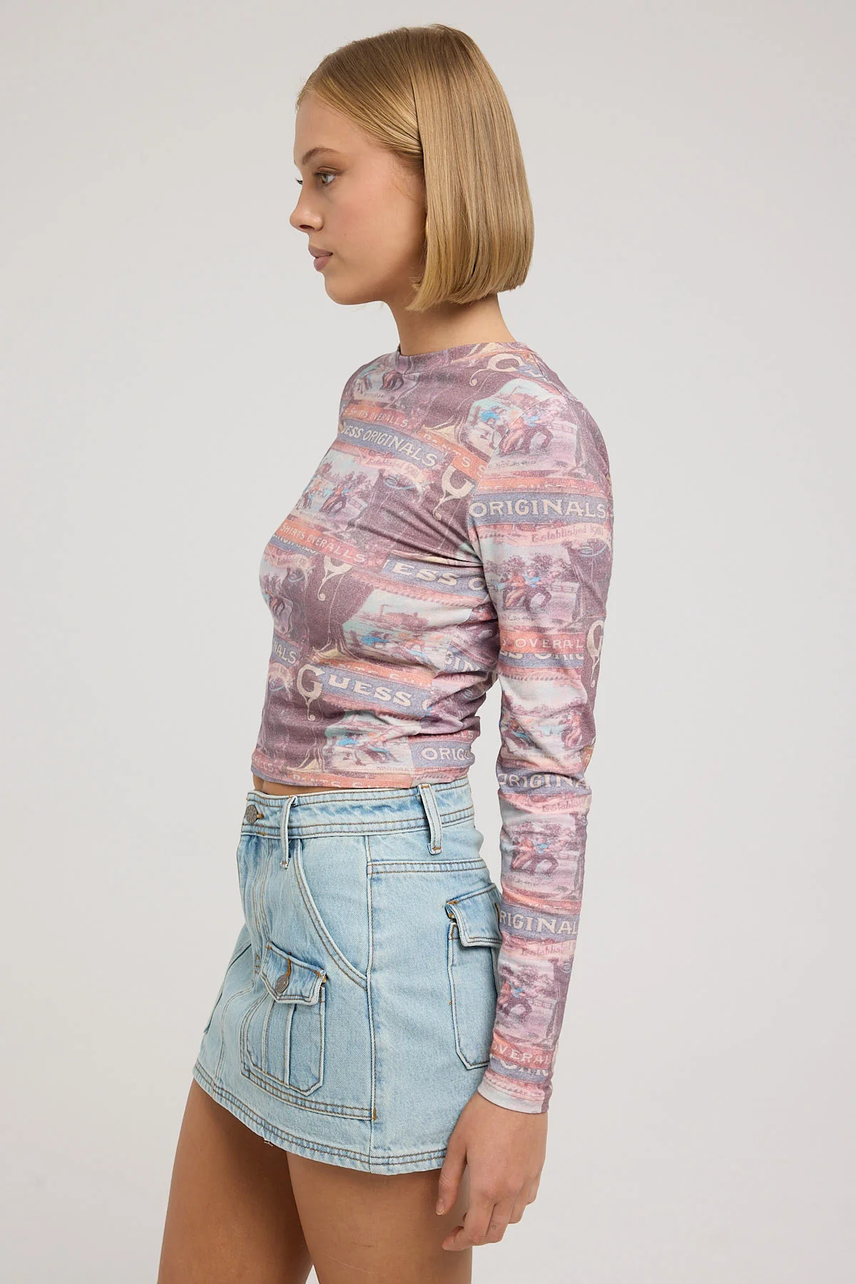 Guess Guess Originals Cargo Denim Skirt GO Tinted Light Wash - Image 3