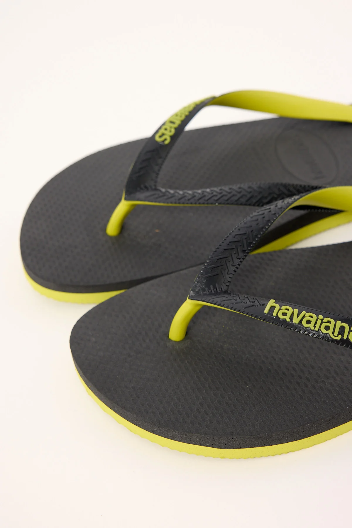Havaianas Top Tred Mix Thong Black Green - Image 4
