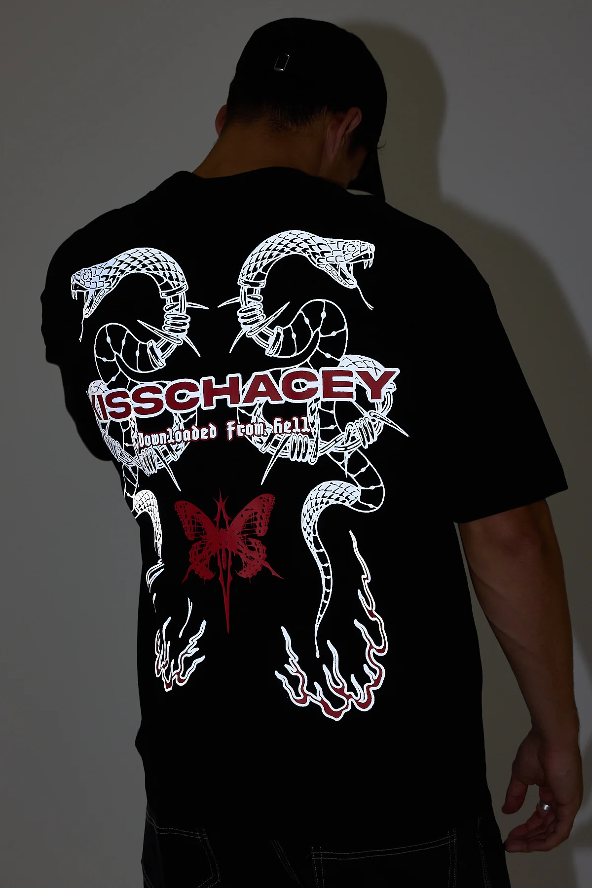 Kiss Chacey Serpent Street Tee Jet Black