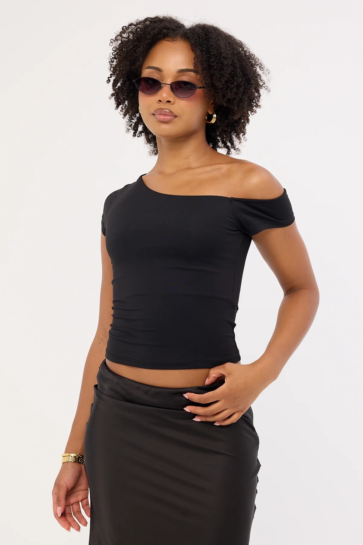 L&t Jude Off Shoulder T-shirt Black - Image 3