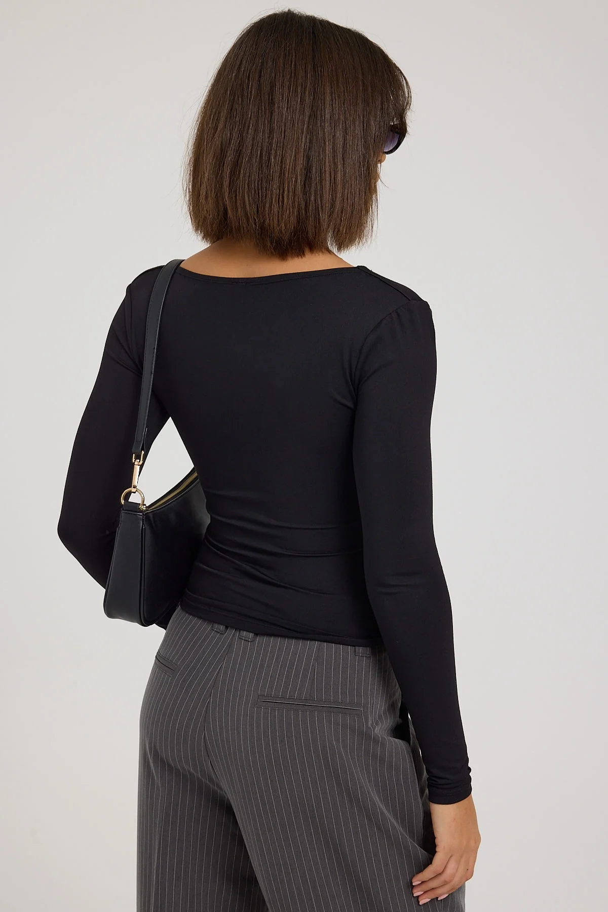 L&t Long Sleeve Scoop Neck Tee Black - Image 5