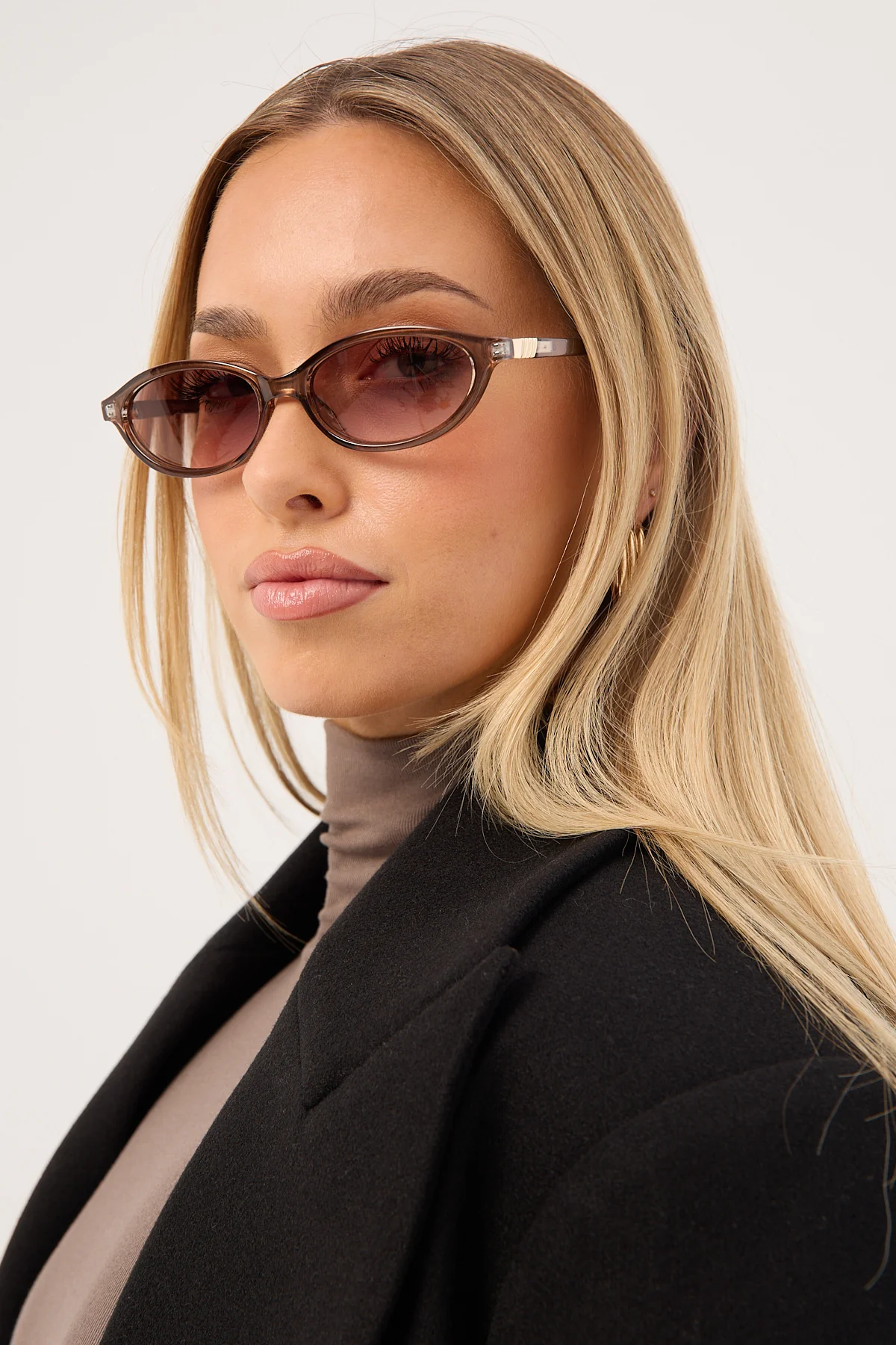Le Specs Duskfall Pearl Chocolate/Warm Smoke Gradient - Image 3