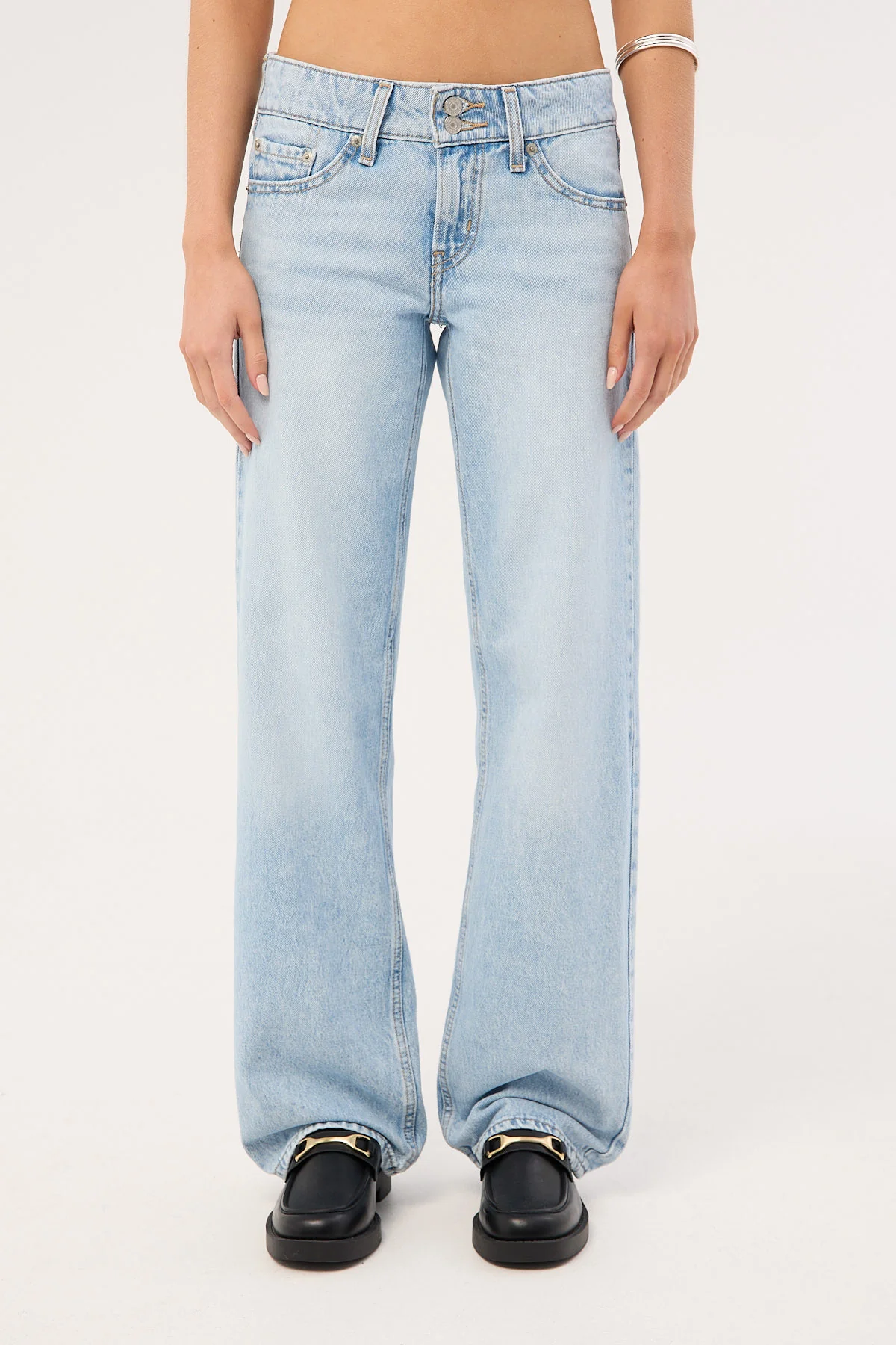 Levi's Superlow Loose Jean Abraided Art - Image 8