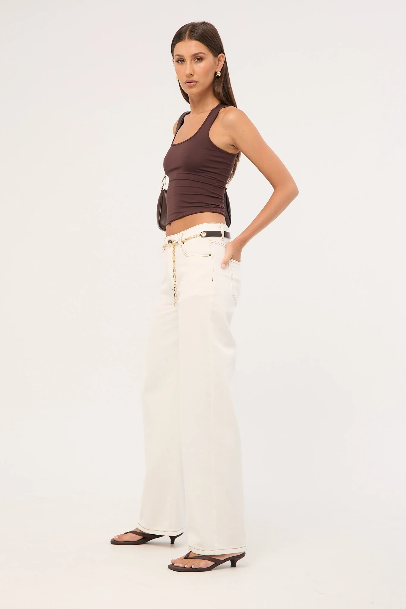 Lioness Afterglow Jean Porcelain - Image 3