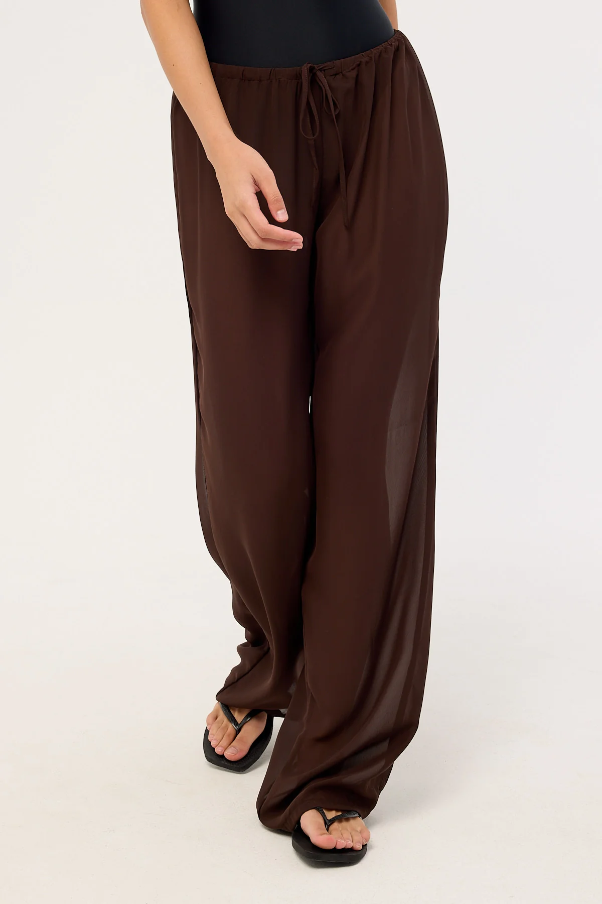 Lioness Haze Pant Chocolate - Image 2