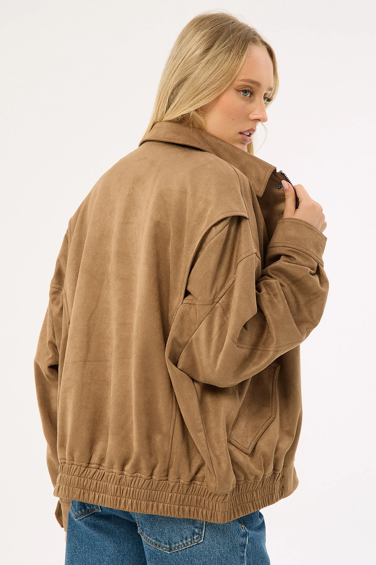 Lioness Kenny Bomber Coffee - Image 9