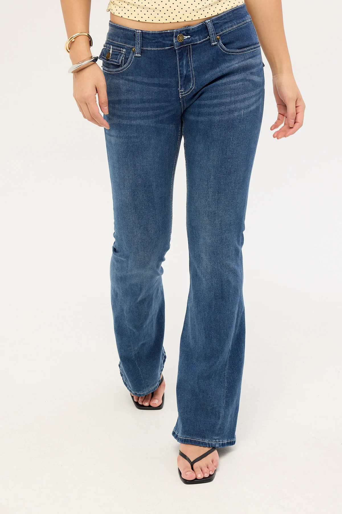 Lioness Mary-Kate Jean Mid Blue Denim - Image 2