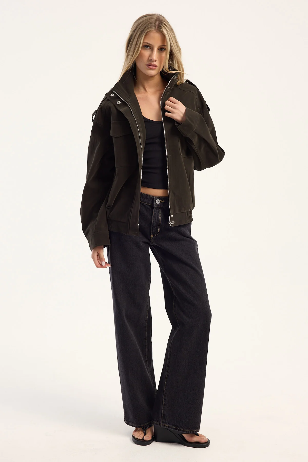 Lioness Serra Jacket Noir - Image 2