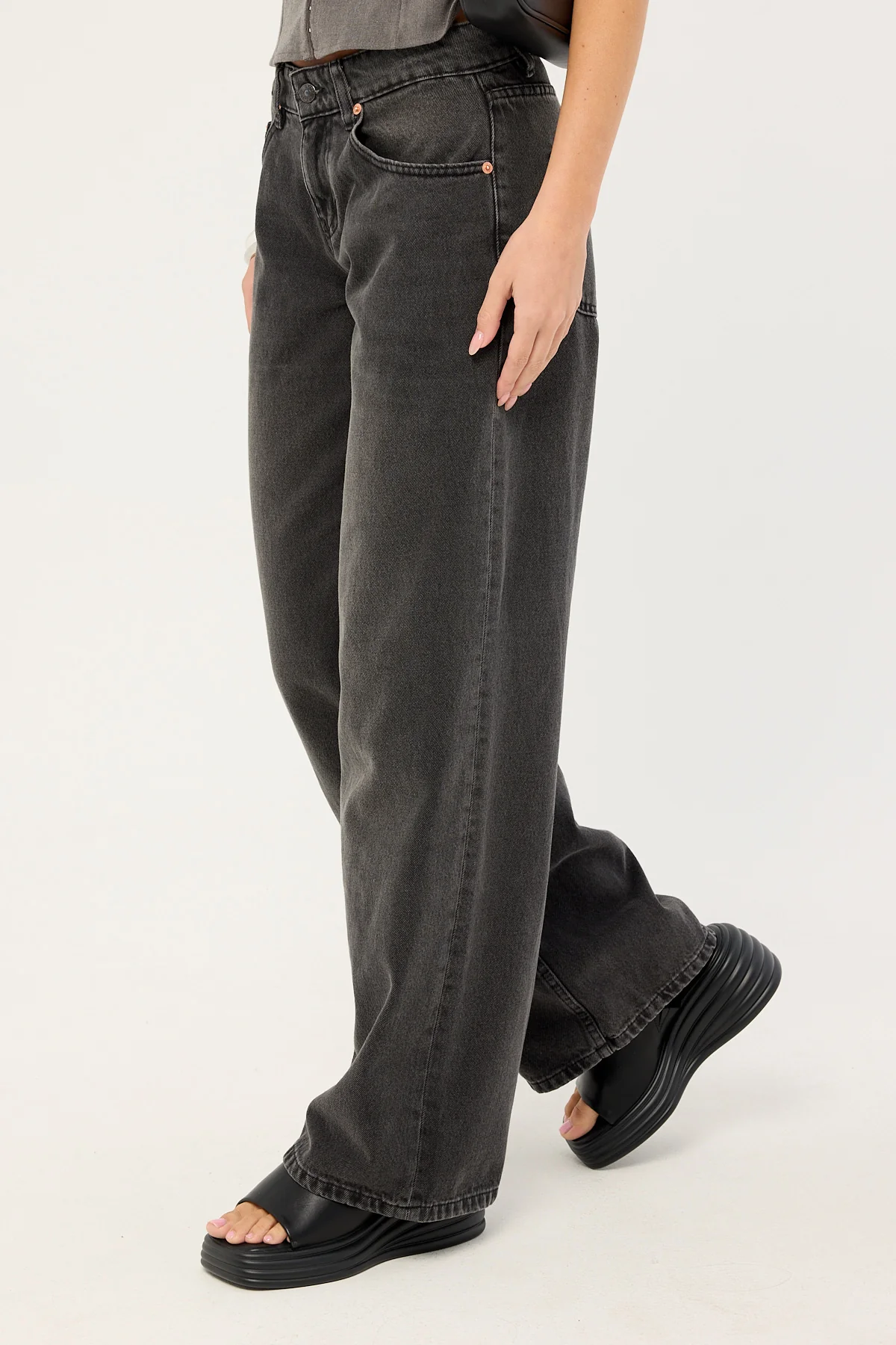 Motel Low Rise Roomy Jean Washed Black - Image 3