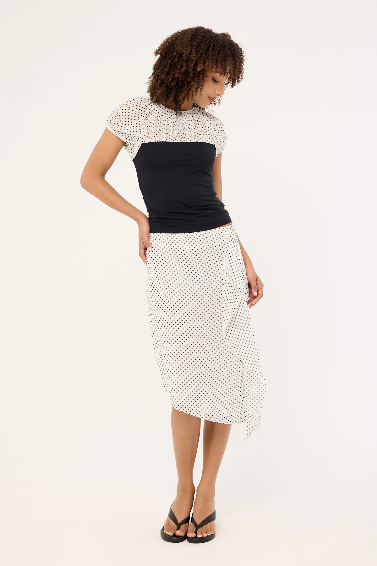 Motel Naria Top CFN White Basic Polka Black - Image 2