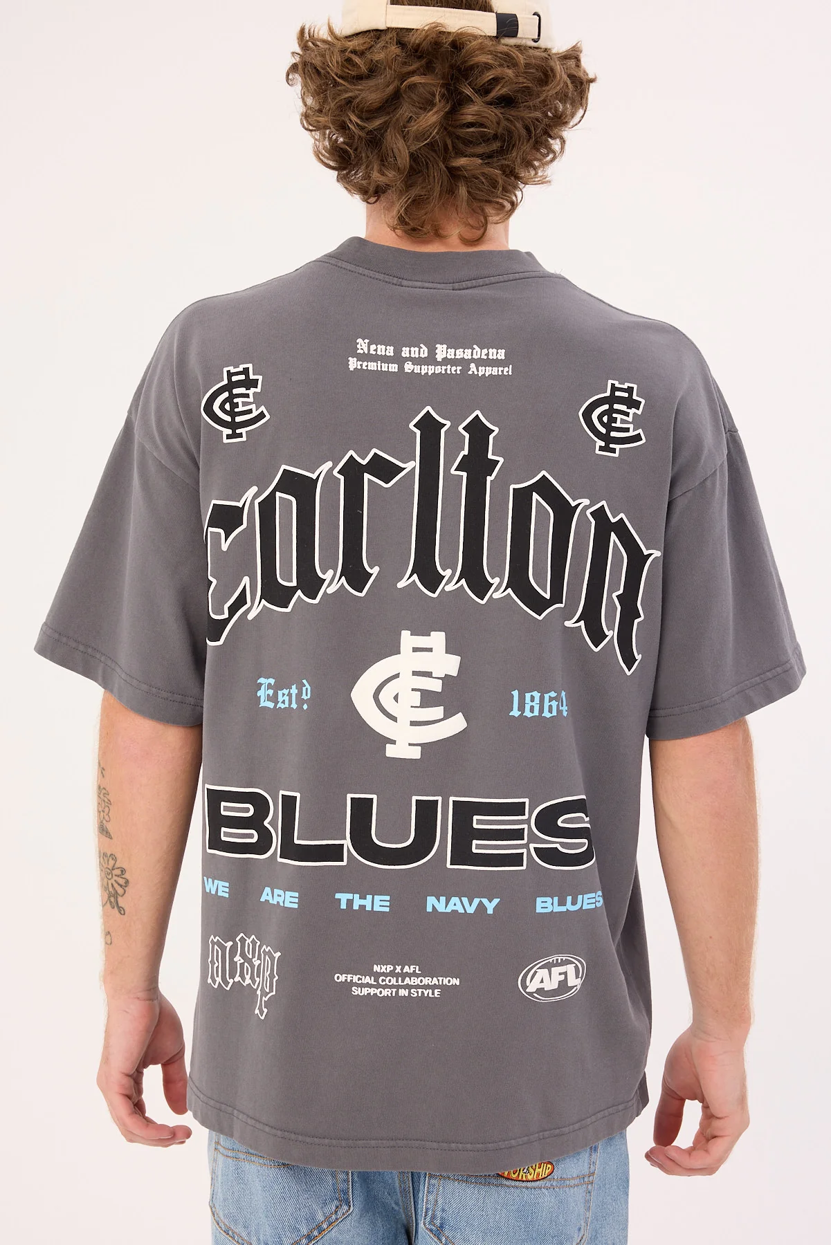 Nena & Pasadena Carlton Stack Tee Pigment Charcoal - Image 6