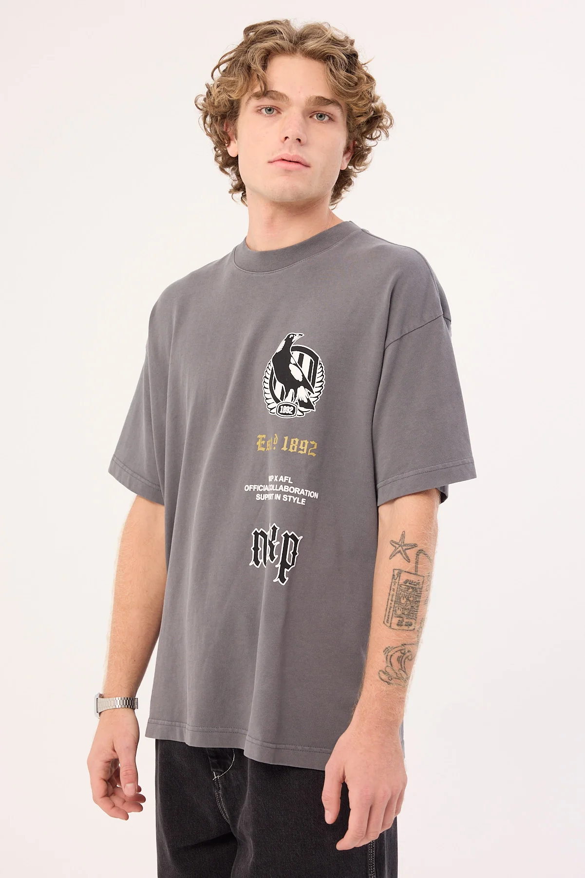 Nena & Pasadena Collingwood Stack Tee Pigment Charcoal - Image 6