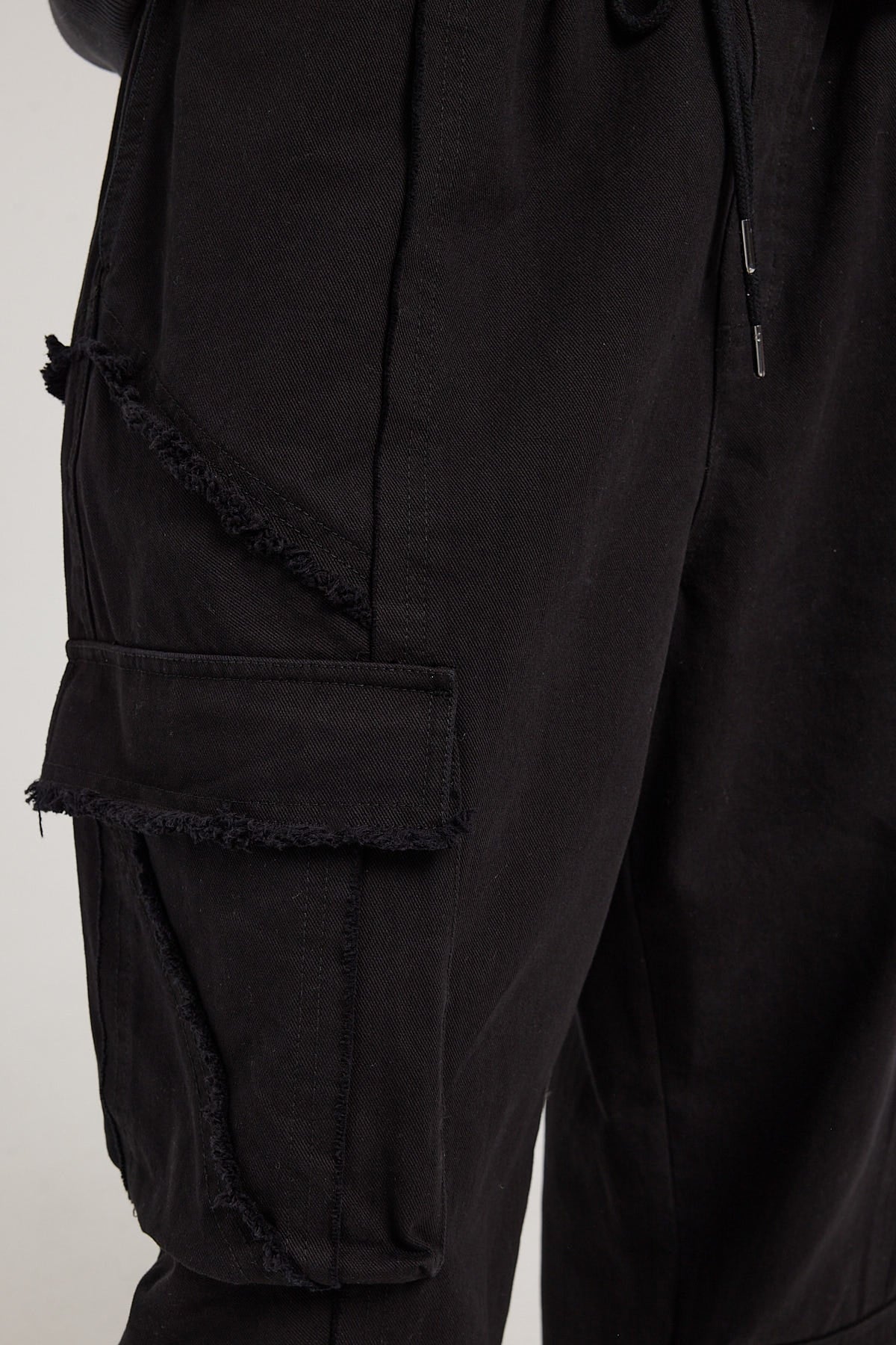 Neovision Chaotic Cargo Pant Black - Image 4