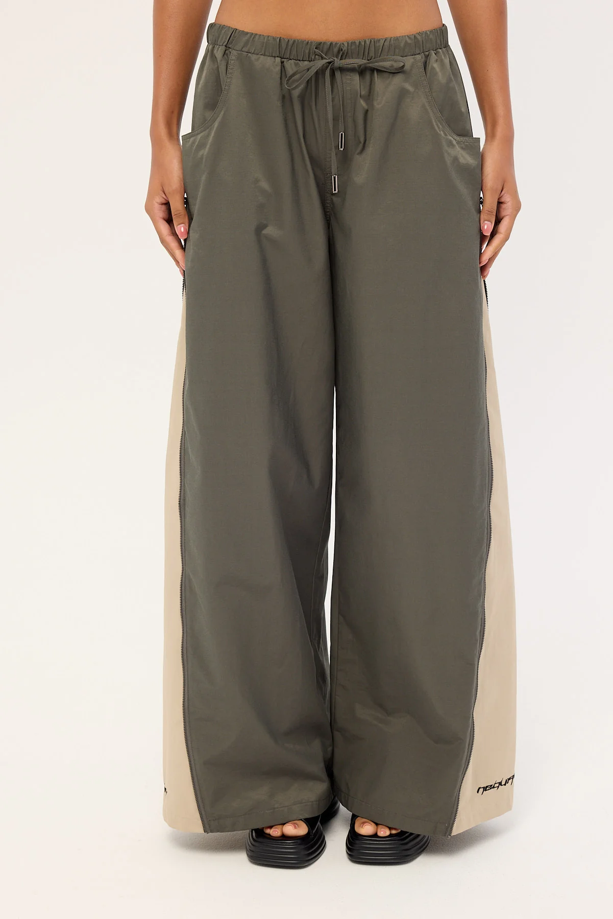 Neovision Chutes Parachute Zip Side Pant Charcoal - Image 7