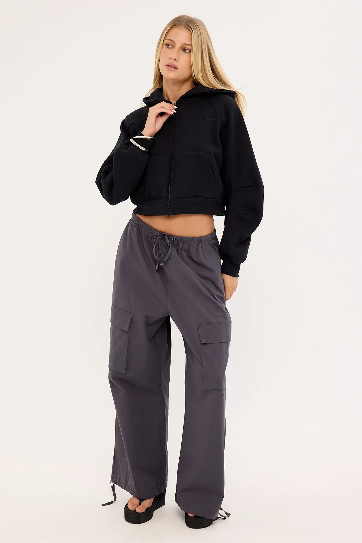 Neovision Control Cropped Zip Through Hoodie Black - Image 5
