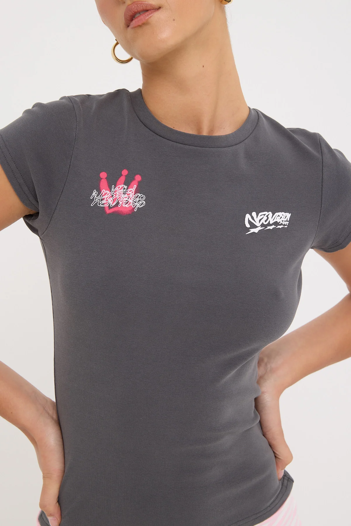Neovision Crown Baby Tee Washed Black - Image 3