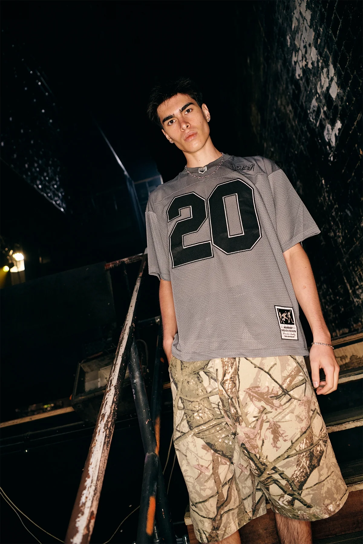 Neovision Crucial V Neck Jersey Charcoal - Image 4
