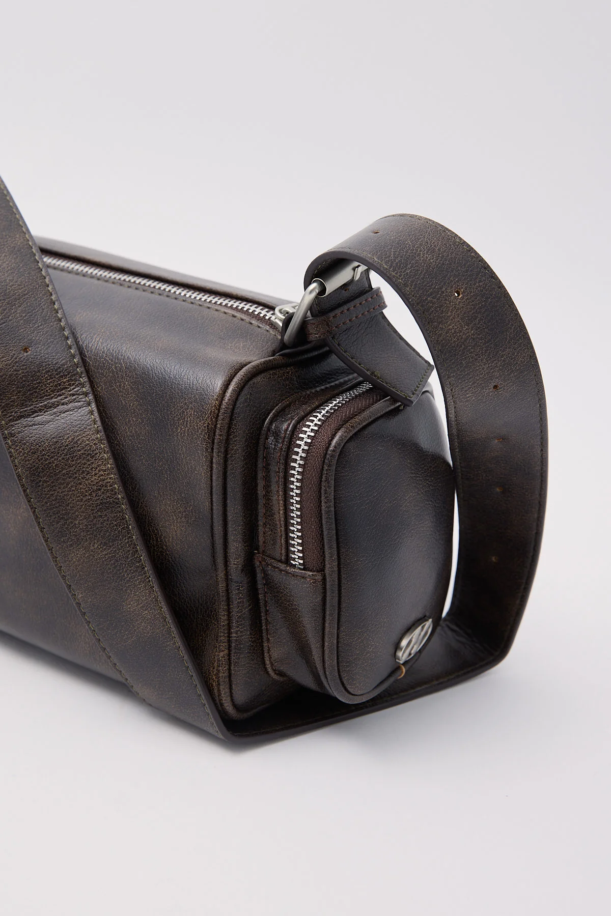 Neovision Decay Pocket Shoulder Bag Brown - Image 2
