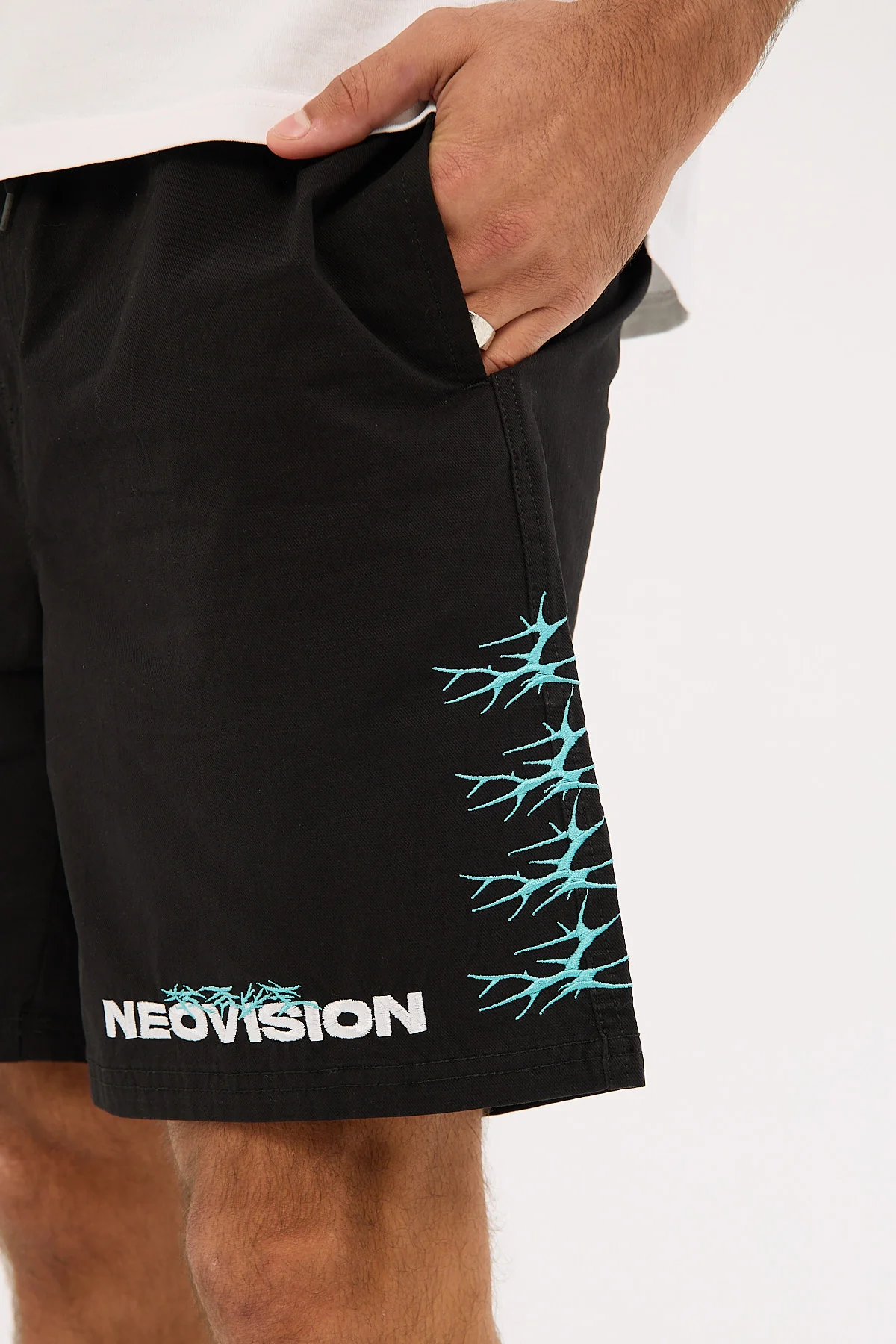Neovision Ritual Short Black - Image 9