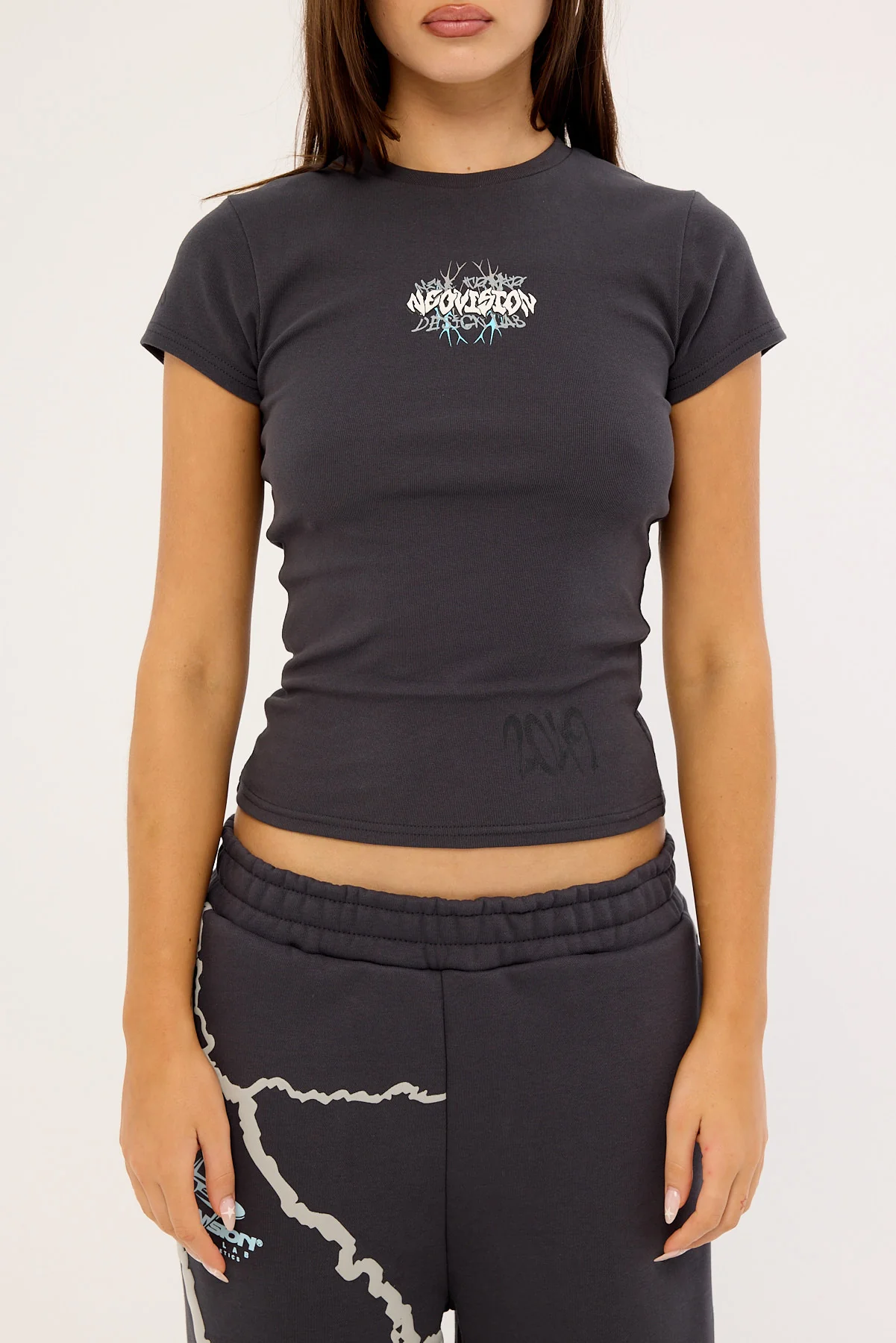 Neovision Scrawl Baby Tee Washed Black - Image 7