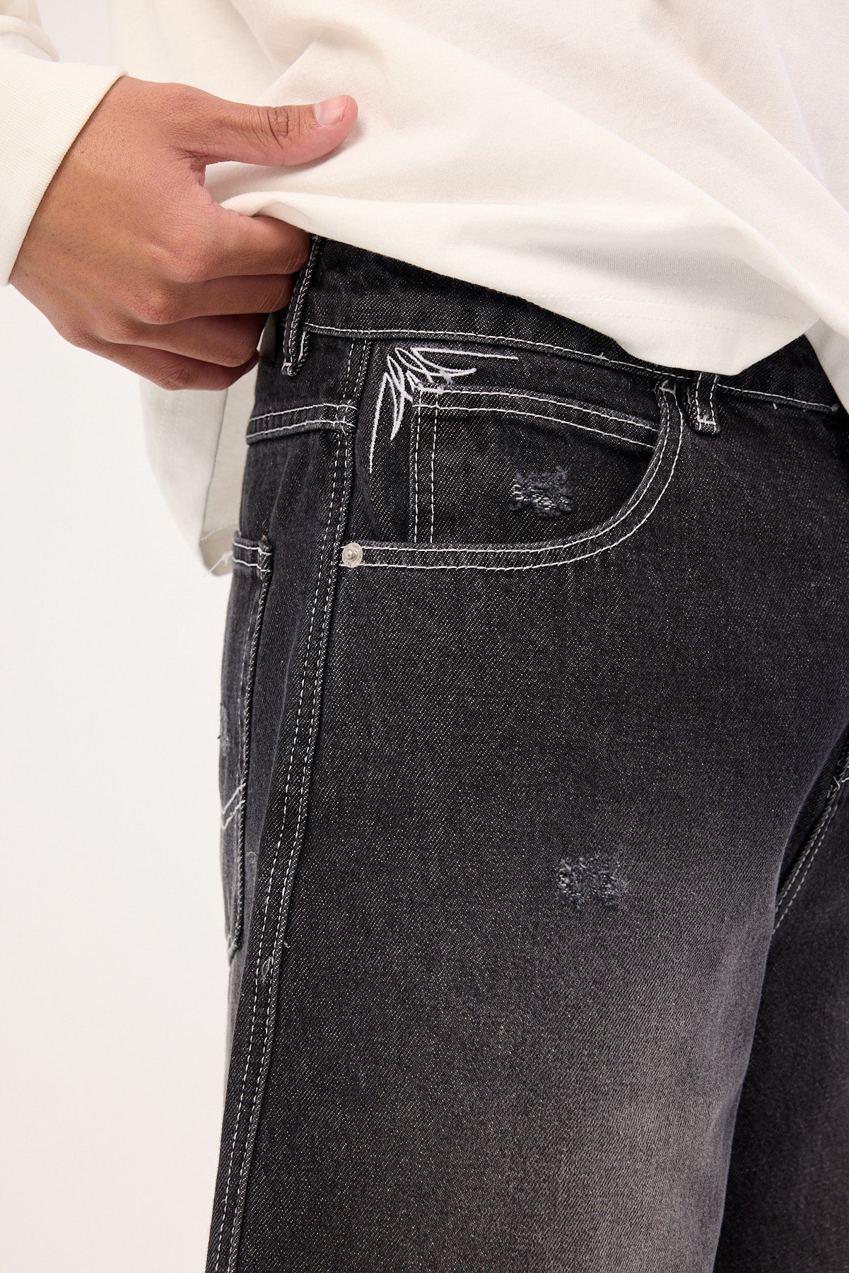 Neovision Scripture Nexa Baggy Jort Dirty Washed Black - Image 9