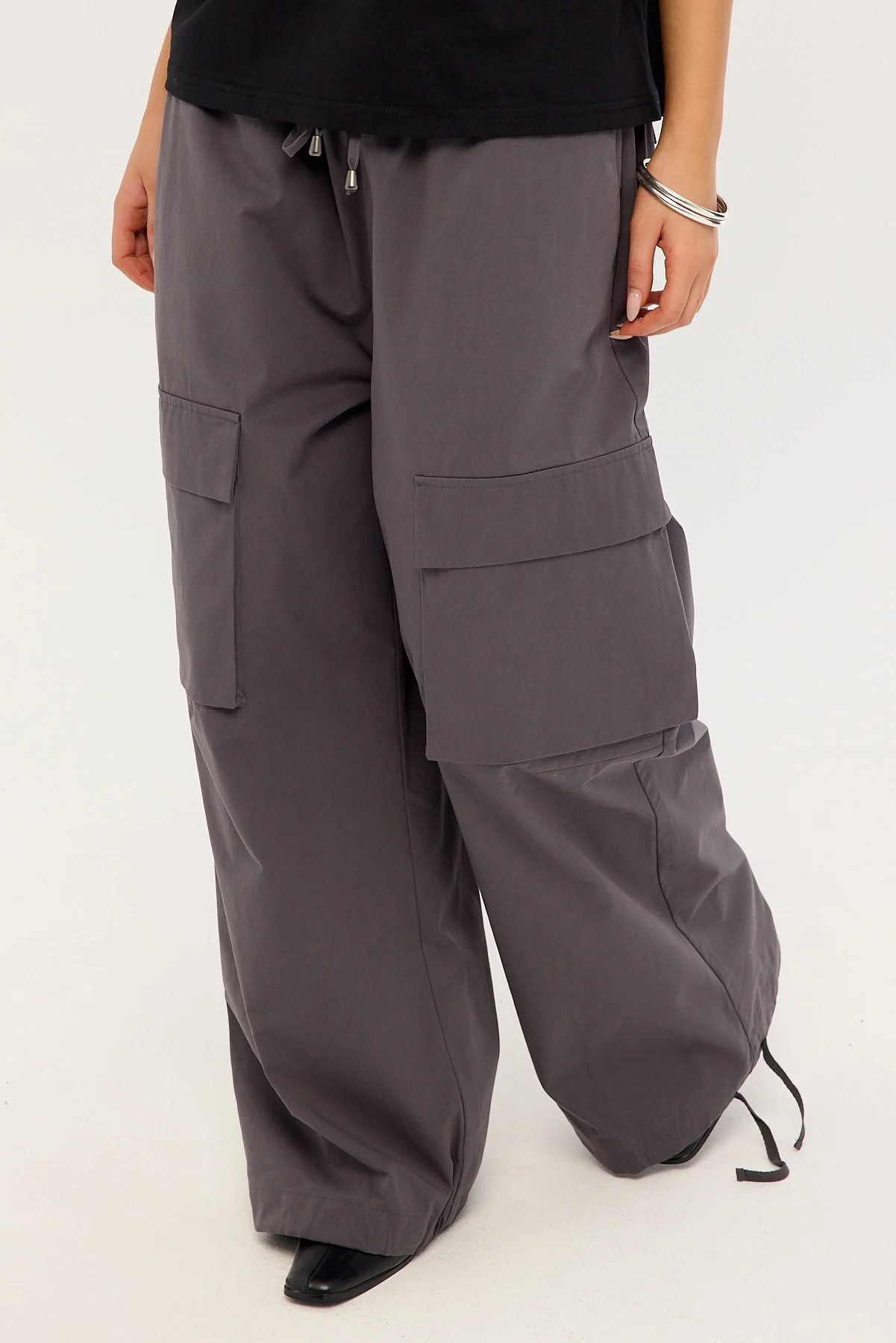 Neovision Sector Wide Leg Cargo Pant Charcoal - Image 3