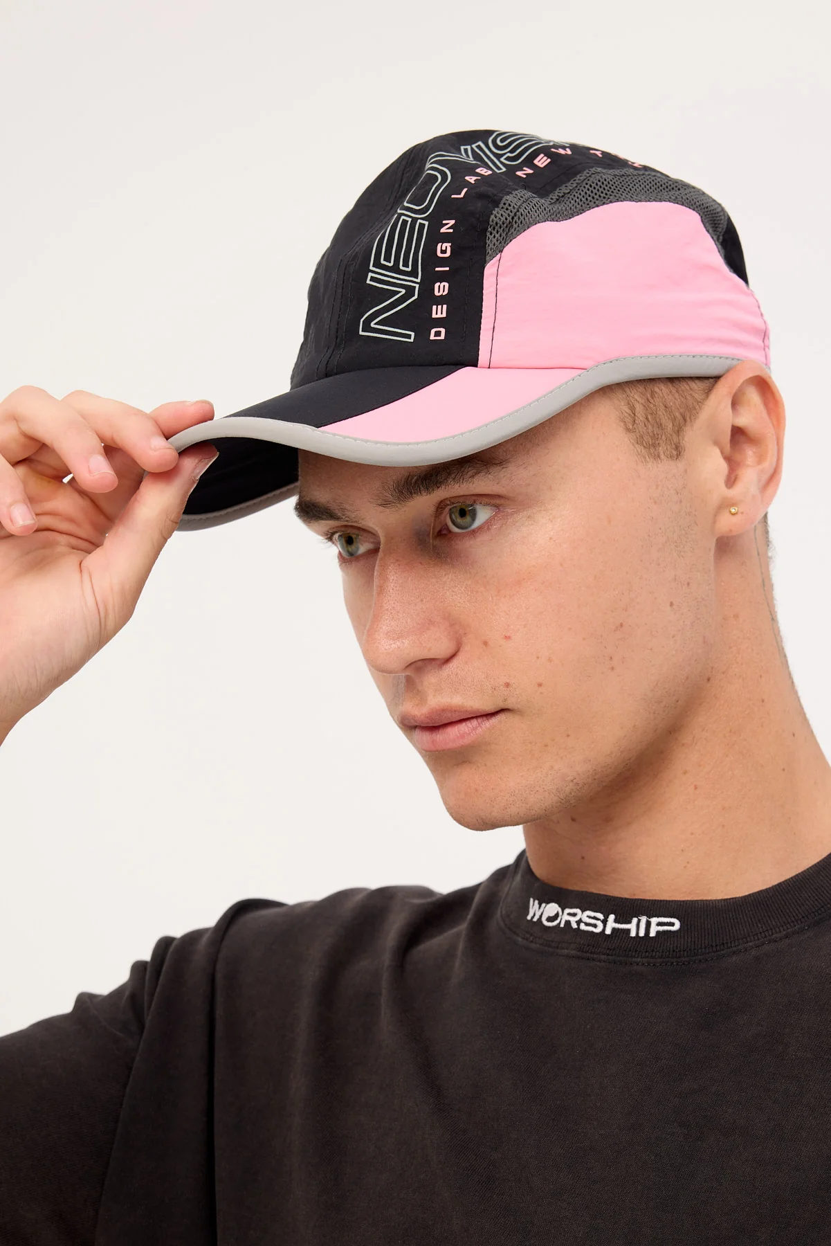 Neovision Verta 5 Panel Cap Black/Light Pink - Image 5