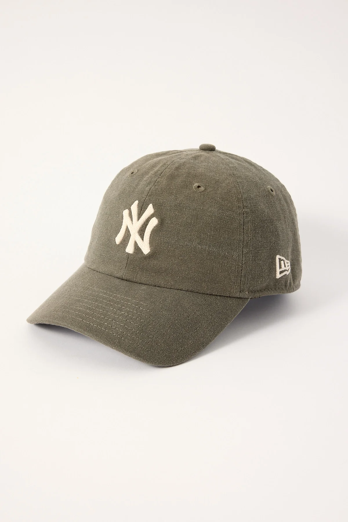 New Era Casual Classic Canvas Chainstitch New York Yankees Cap Moss/Moss UV - Image 4